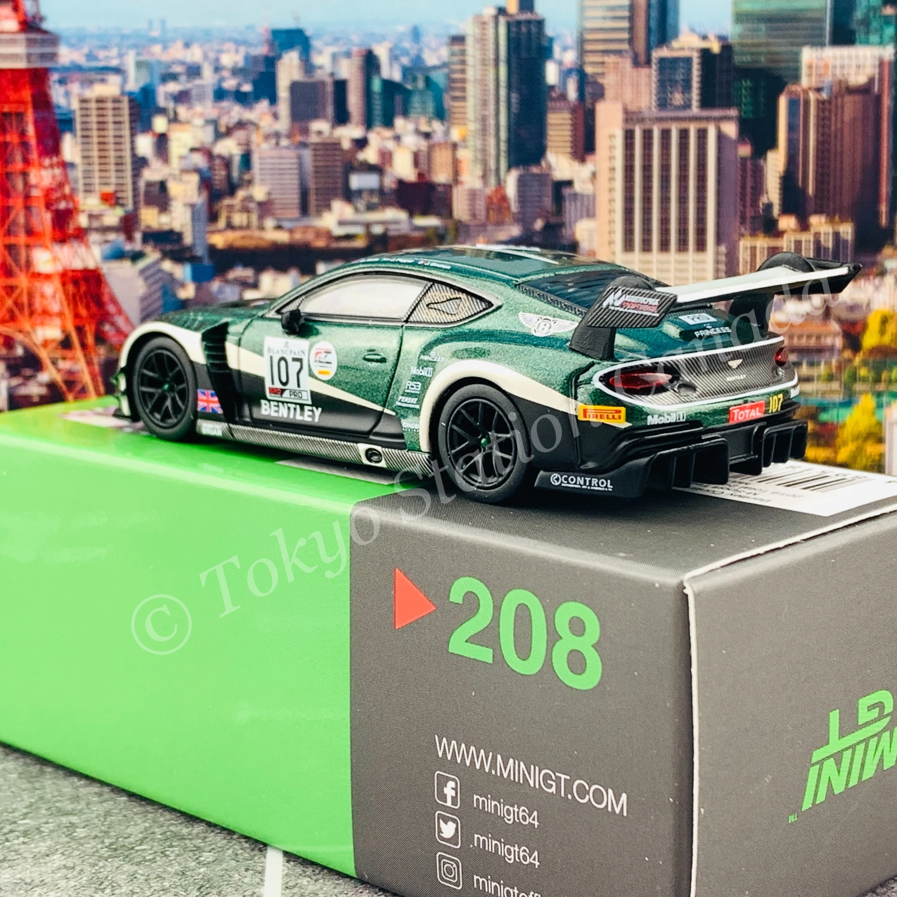 MINI GT 1/64 Bentley Continental GT3 #107 2019 Total 24 Hours of Spa M-Sport Team Bentley RHD MGT00208-R - Image 4