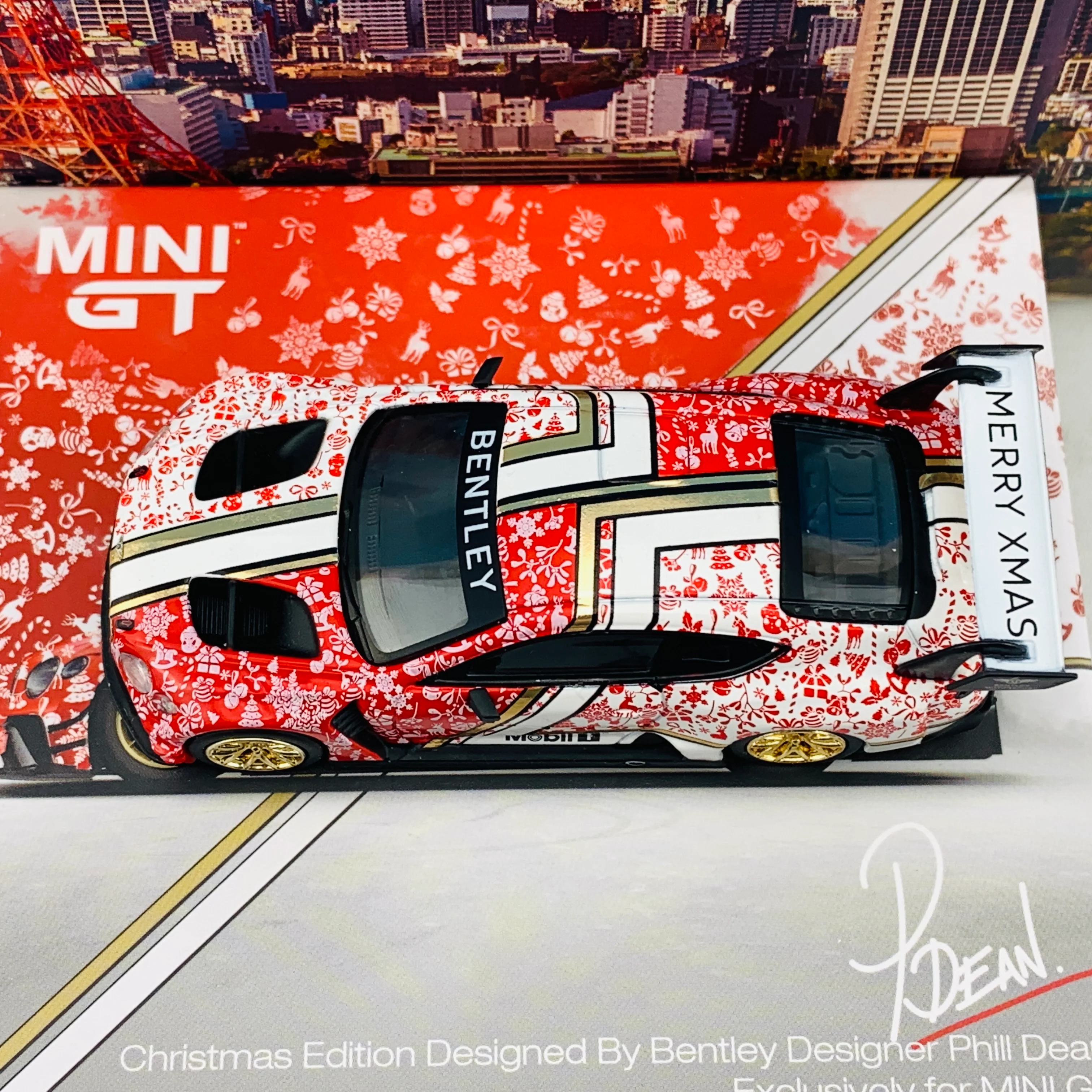 MINI GT 1/64 Bentley Continental GT3 Christmas Edition 2020 (RHD) MGT00188-R - Image 6