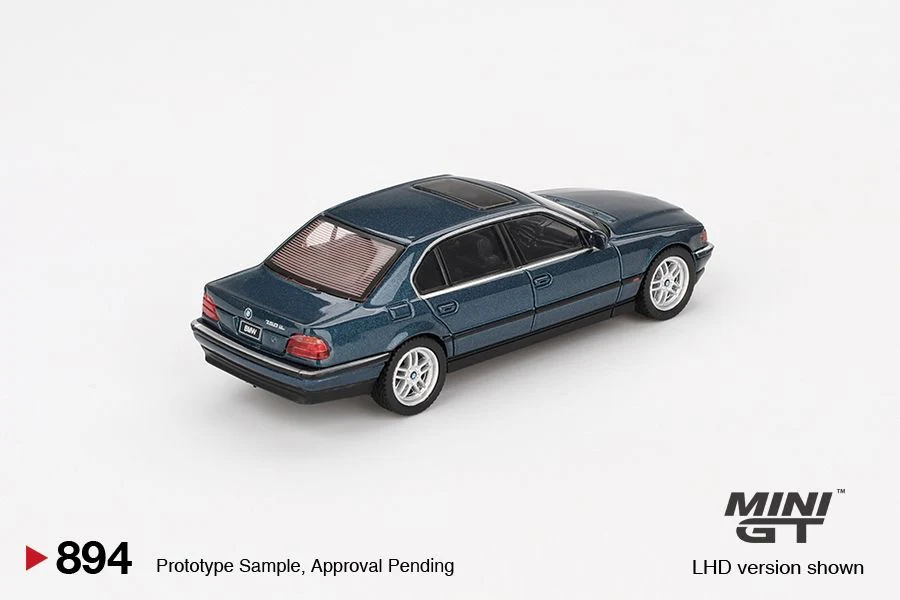 MINI GT 1/64 BMW 750IL Sorrento Blue Metallic MGT00894-L - Image 3