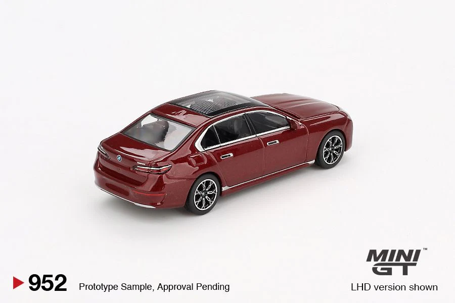 MINI GT 1/64 BMW i7 xDrive60 Aventurin MGT00952-L - Image 3