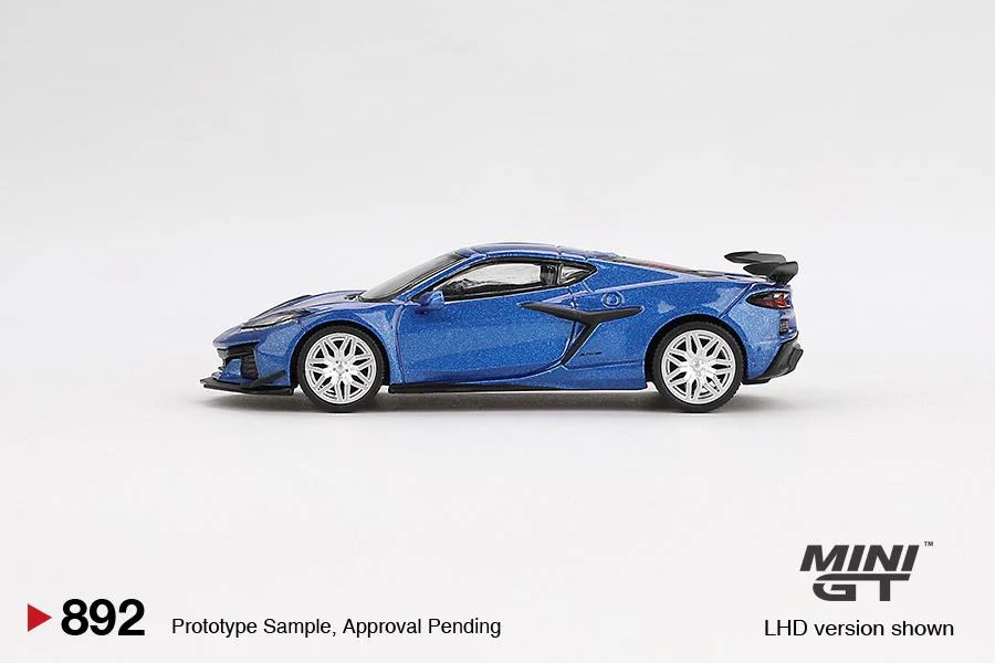 MINI GT 1/64 Chevrolet Corvette Z06 2023 Elkhart Lake Blue Metallic MGT00892-L - Image 2