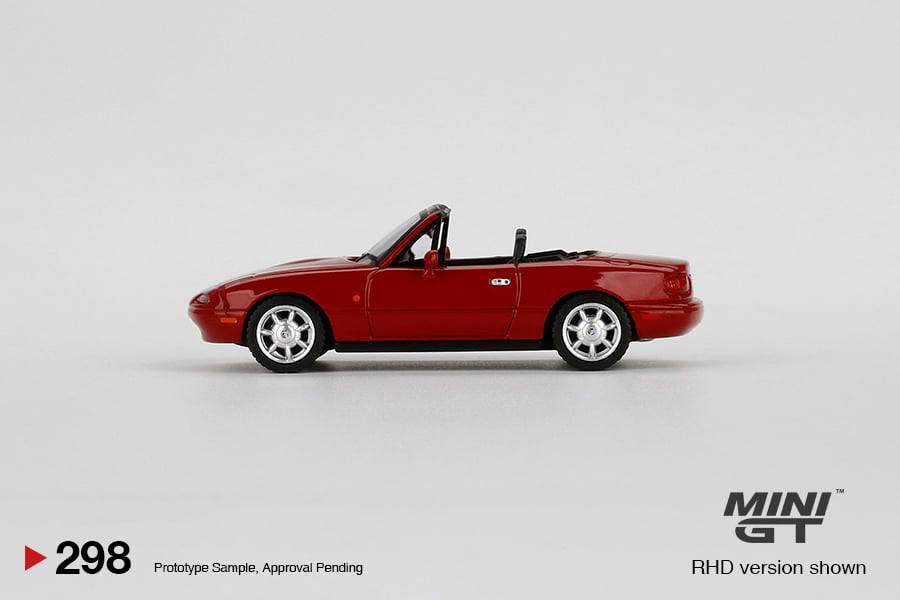 MINI GT 1/64 Eunos Roadster Classic Red RHD MGT00298-R - Image 3