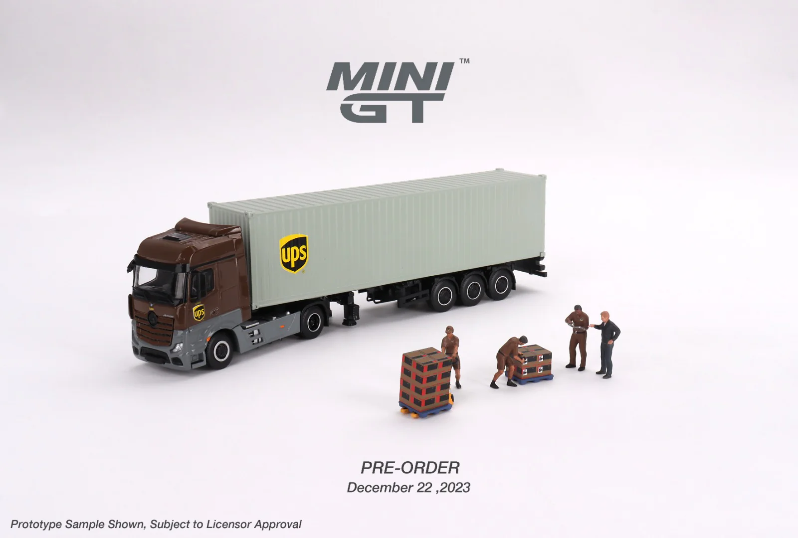 MINI GT 1/64 Figurine: UPS Driver and workers MGTAC30 - Image 2