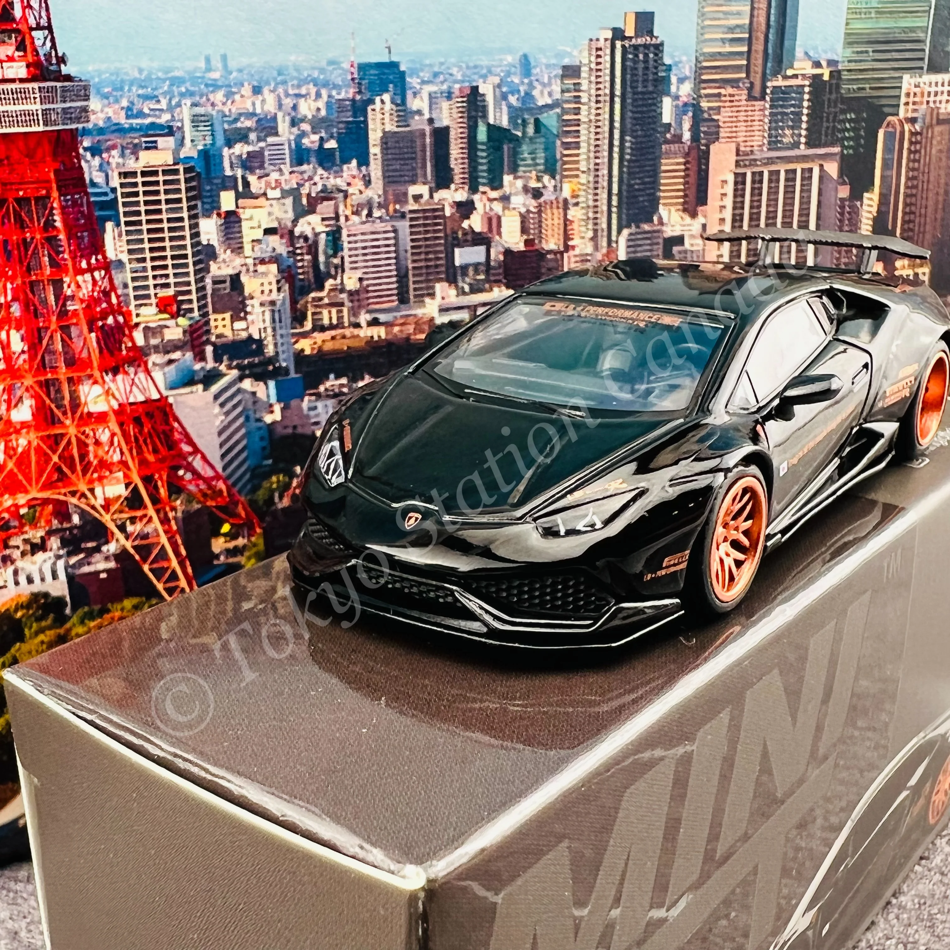 MINI GT 1/64 LB WORKS Lamborghini Huracán Ver. 1 Black LHD MGT00234-L - Image 5