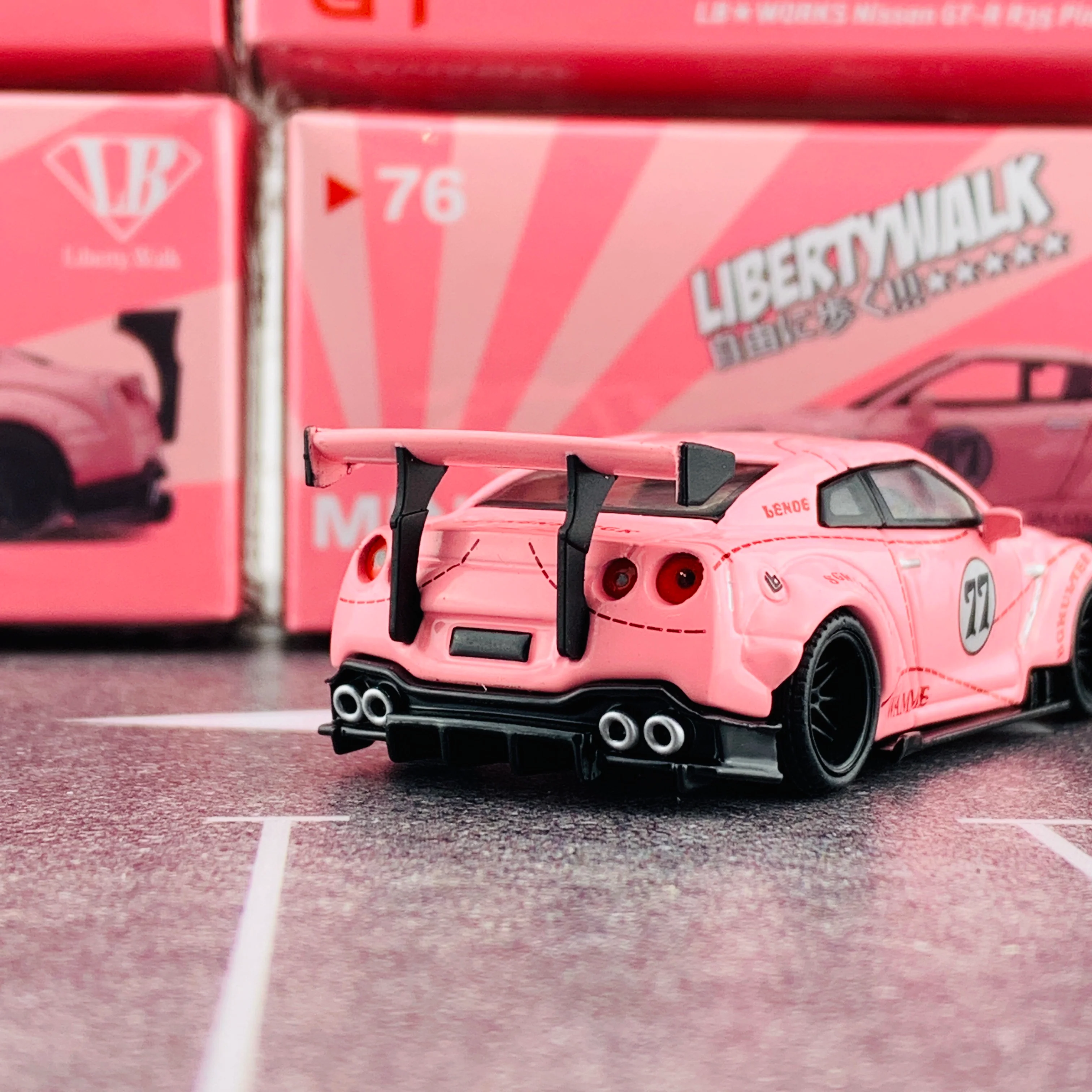 MINI GT 1/64 LB★Works Nissan GT-R (R35) Type 2, Rear Wing ver 3 Pink Pig RHD MGT00076-R - Image 5
