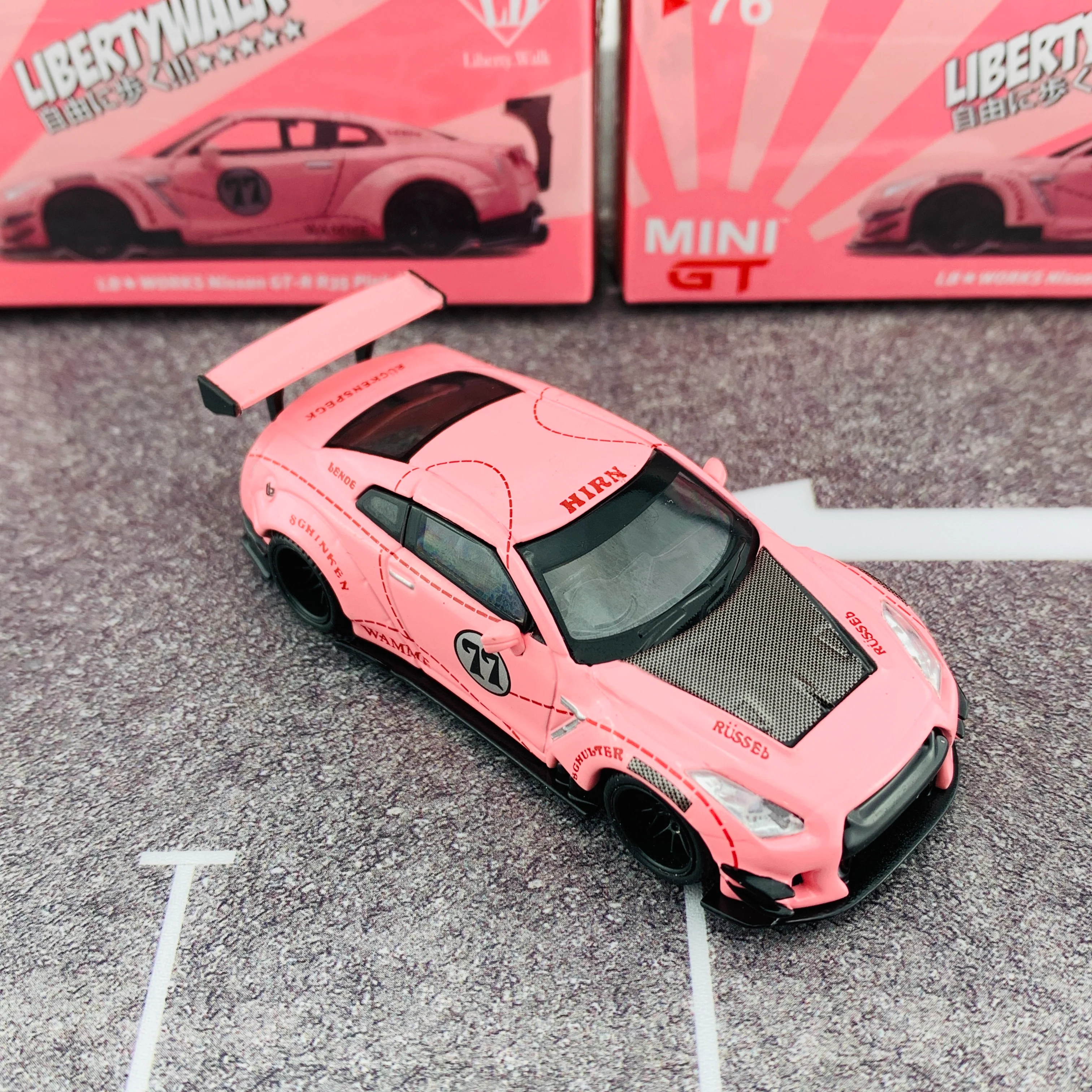 MINI GT 1/64 LB★Works Nissan GT-R (R35) Type 2, Rear Wing ver 3 Pink Pig RHD MGT00076-R - Image 6