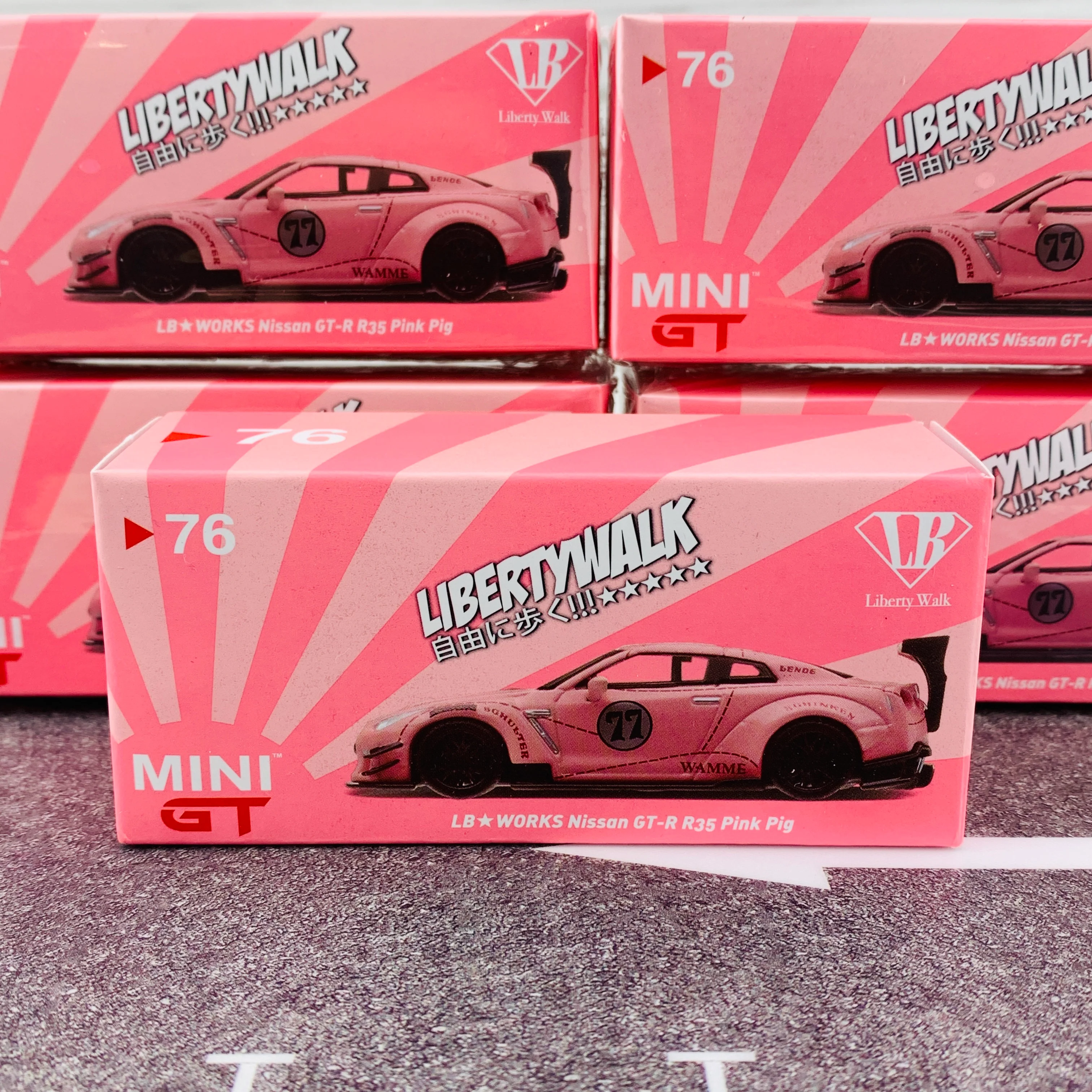 MINI GT 1/64 LB★Works Nissan GT-R (R35) Type 2, Rear Wing ver 3 Pink Pig RHD MGT00076-R - Image 7