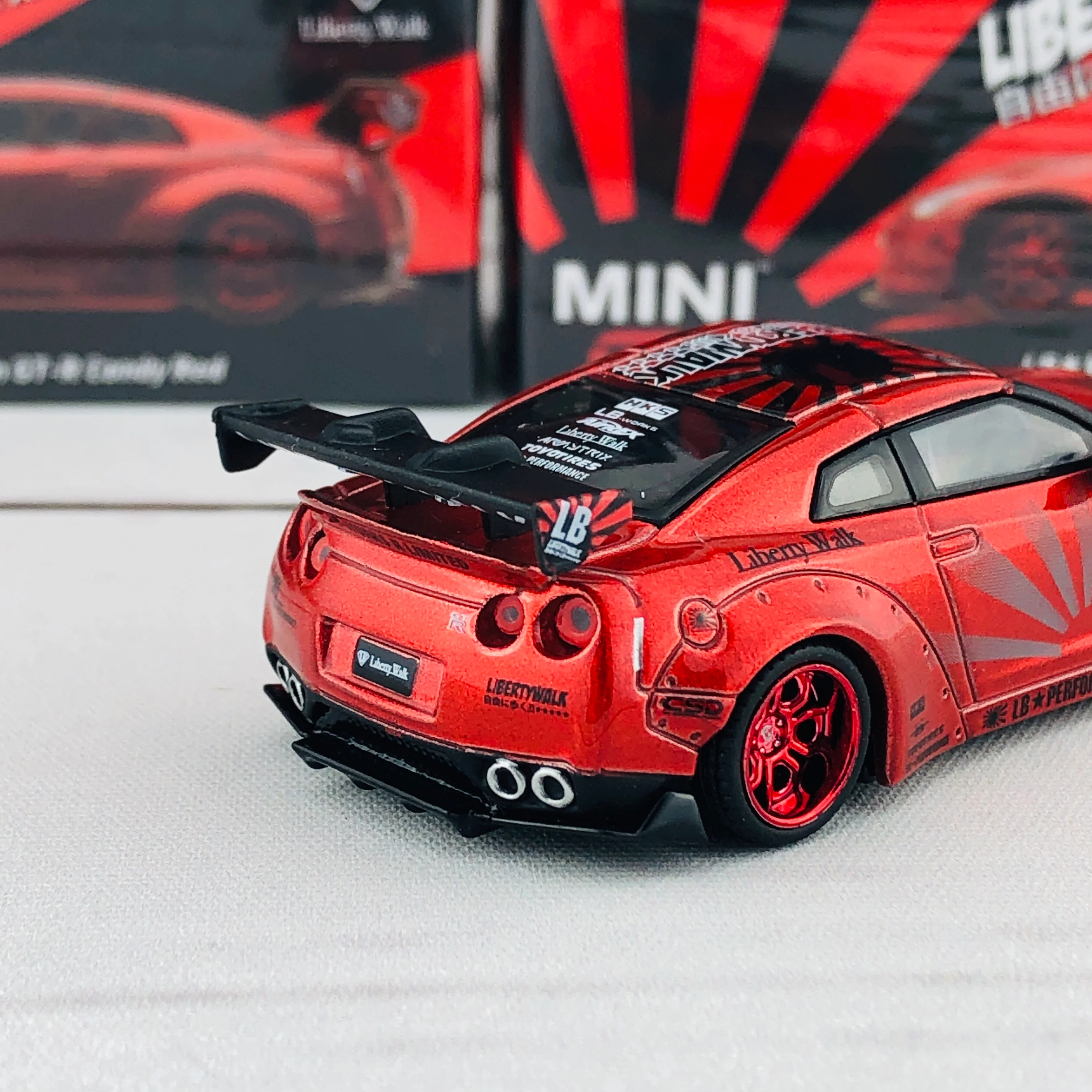 MINI GT 1/64 LB★Works Nissan GTR (R35) Type 1, Rear Wing ver 1+2 Candy Red RHD MGT00077-R - Image 4