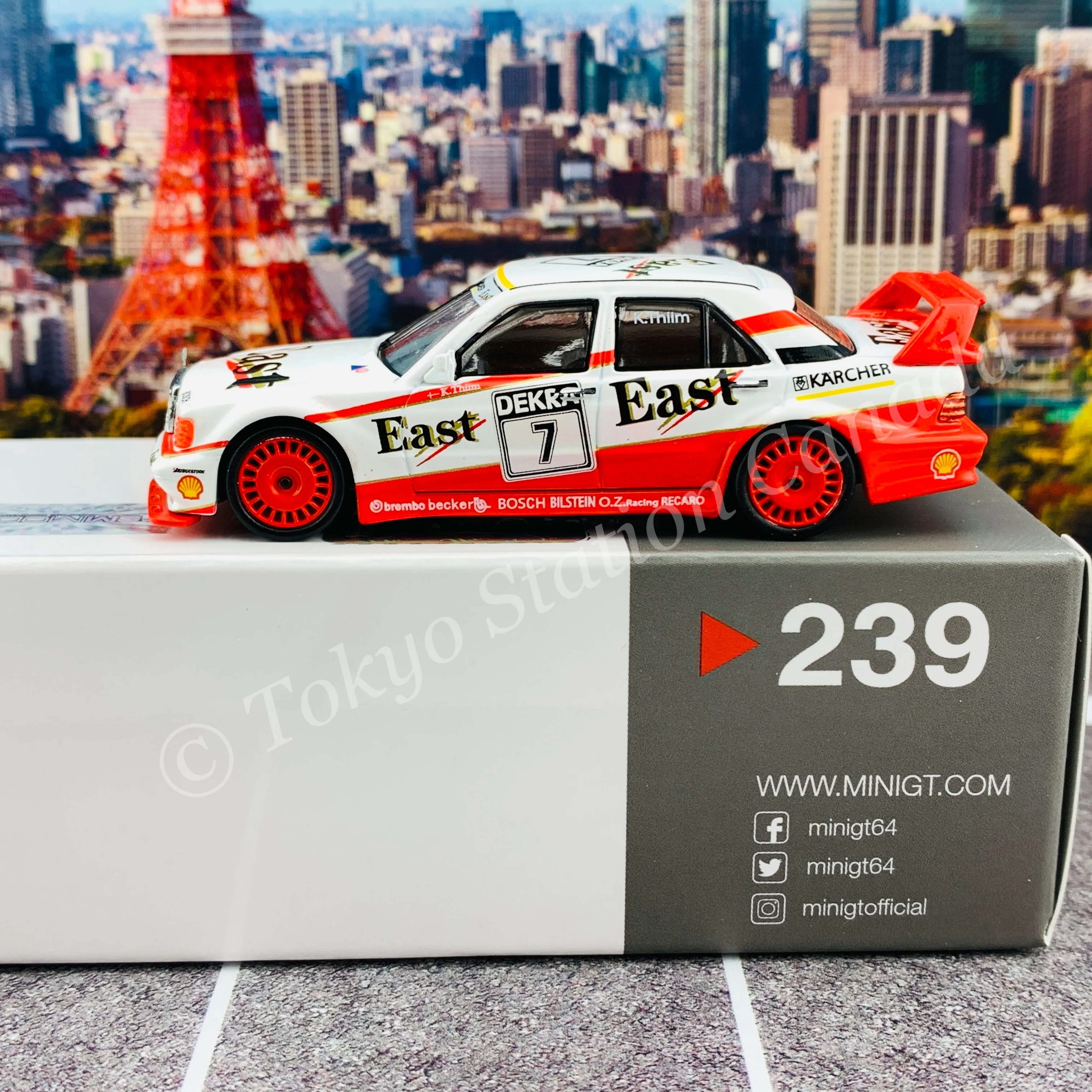 MINI GT 1/64 Mercedes-Benz 190E 2.5-16 Evolution II #7  "East" 1991 DTM LHD MGT00239-L - Image 3