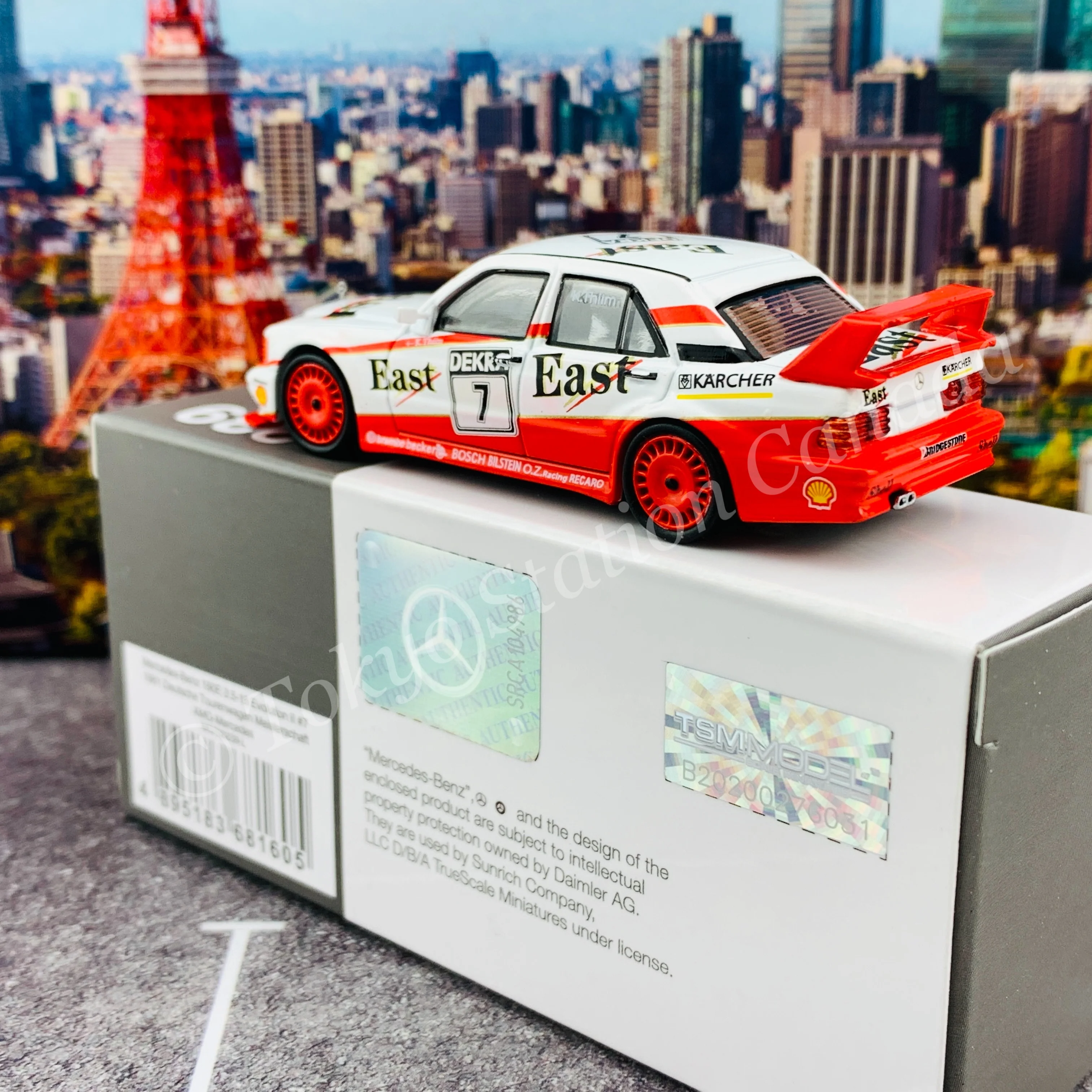MINI GT 1/64 Mercedes-Benz 190E 2.5-16 Evolution II #7  "East" 1991 DTM LHD MGT00239-L - Image 4