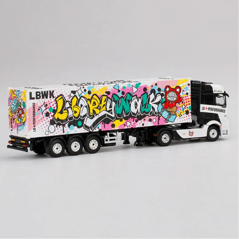 MINI GT 1/64 Mercedes-Benz Actros With 40 Ft Container "LBWK" Kuma Graffiti RHD MGT00333-R - Image 3