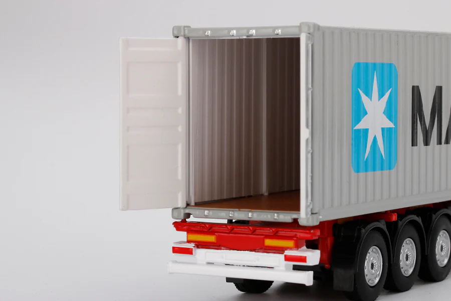 MINI GT 1/64 Mercedes-Benz Actros With 40 Ft Container "Maersk" RHD MGT00112-R - Image 3