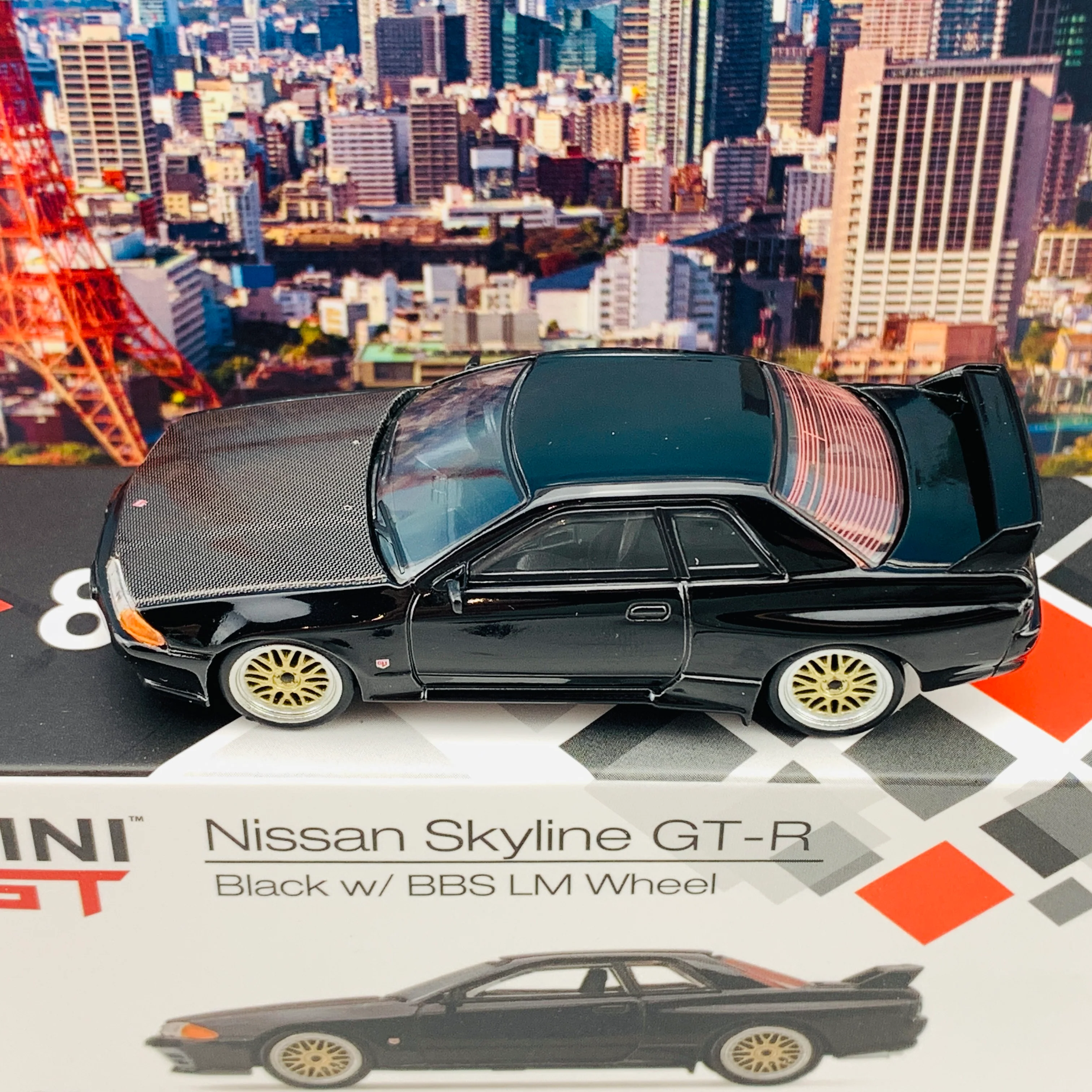 MINI GT 1/64 Nissan GTR R32  Black w/ BBS LM Wheel RHD MGT00087-R - Image 3