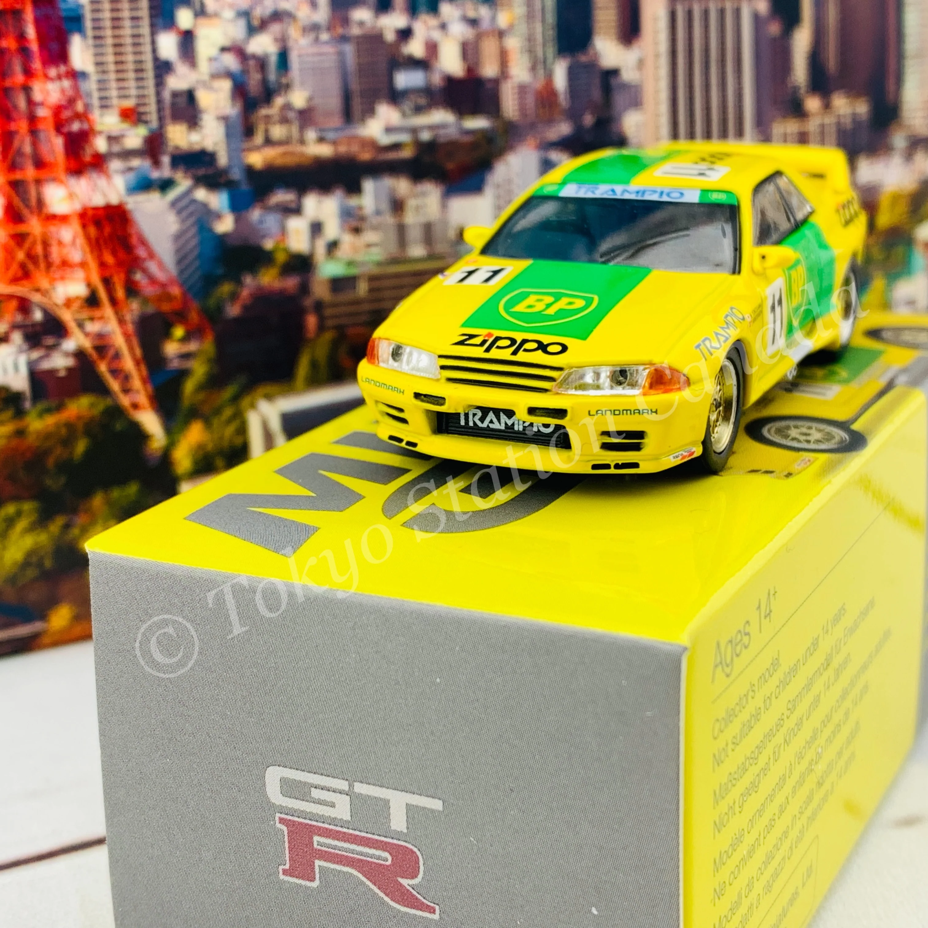 MINI GT 1/64 Nissan Skyline GTR R32 Gr. A #11 BP 1993 Japan Touringcar Championship RHD MGT00178-R - Image 3