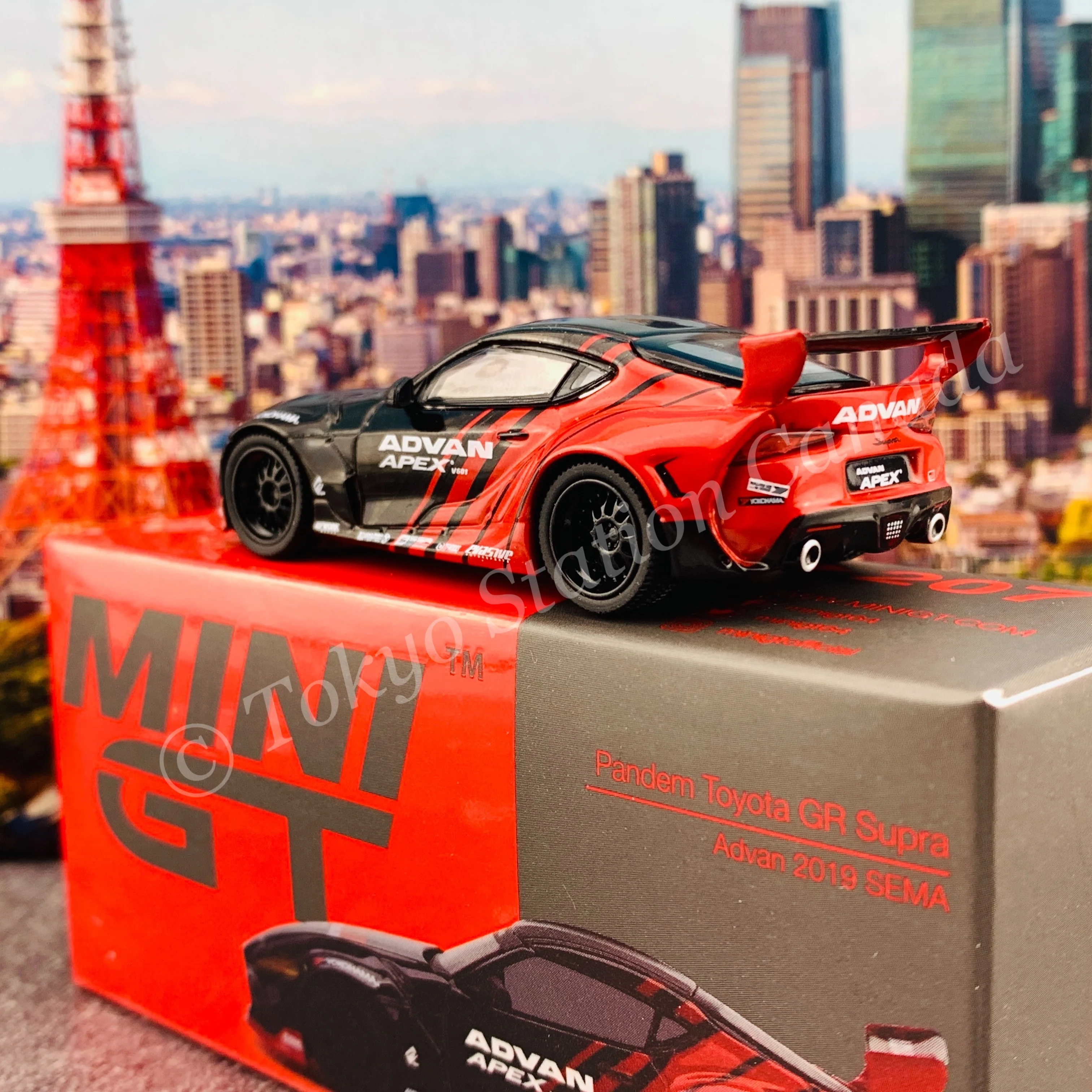 MINI GT 1/64 Pandem Toyota GR Supra V1.0 ADVAN  SEMA 2019 LHD MGT00207-L - Image 4