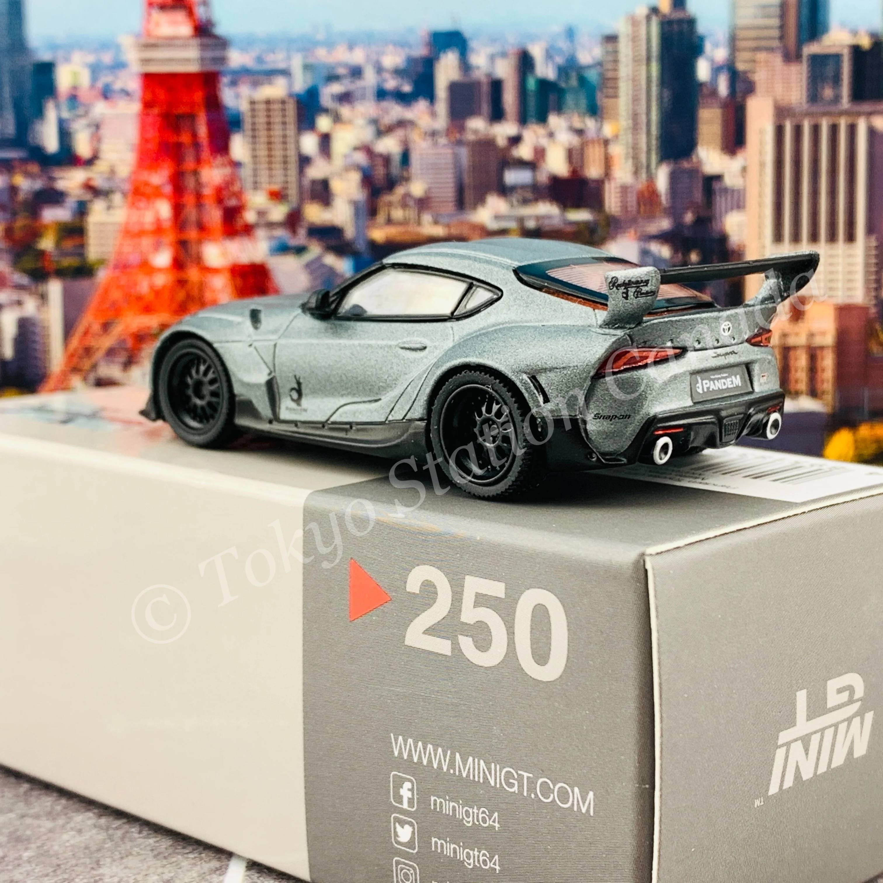 MINI GT 1/64 Pandem Toyota GR Supra V1.0 Matte Grey RHD MGT00250-R - Image 4