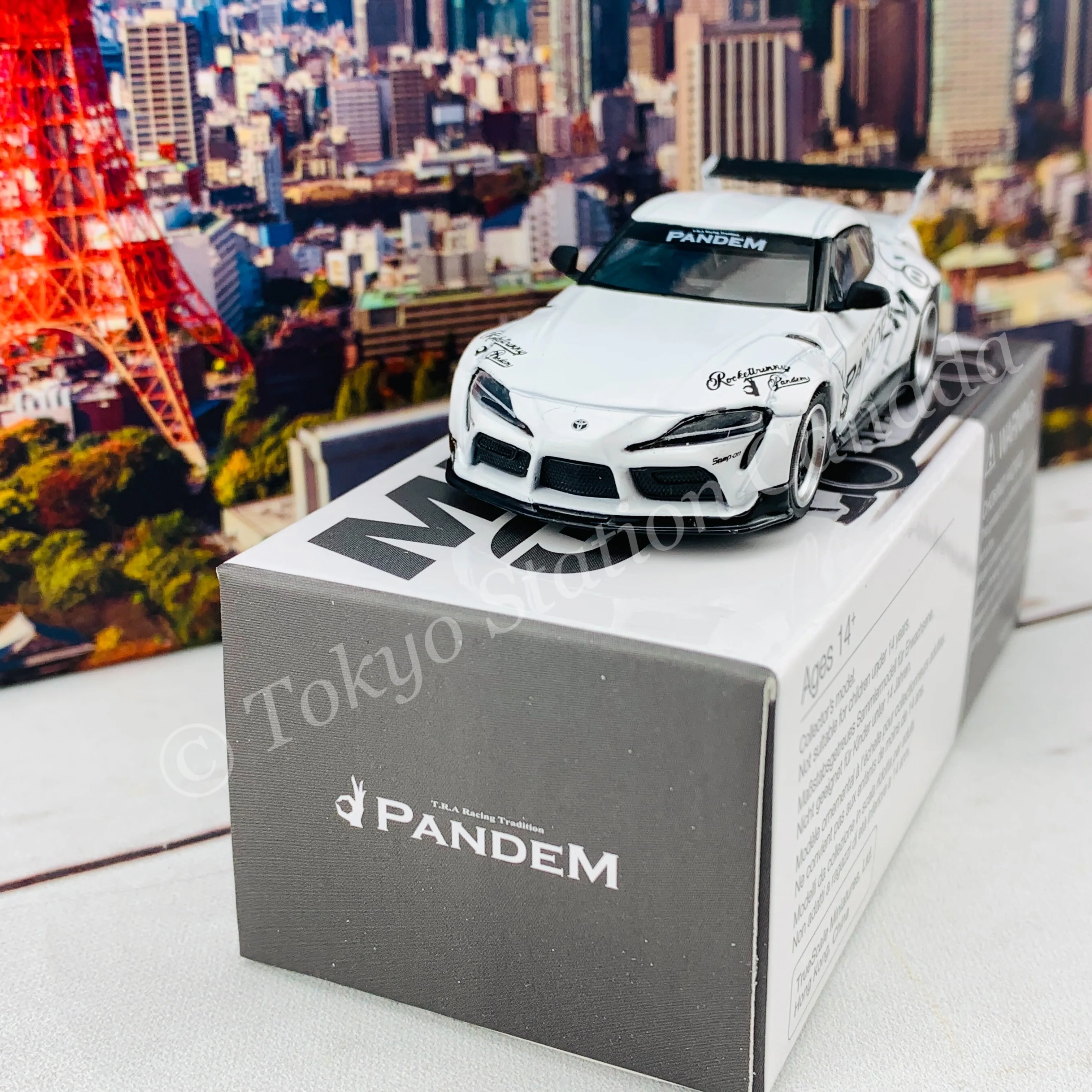 MINI GT 1/64 Pandem Toyota GR Supra V1.0 White RHD MGT00180-R - Image 3
