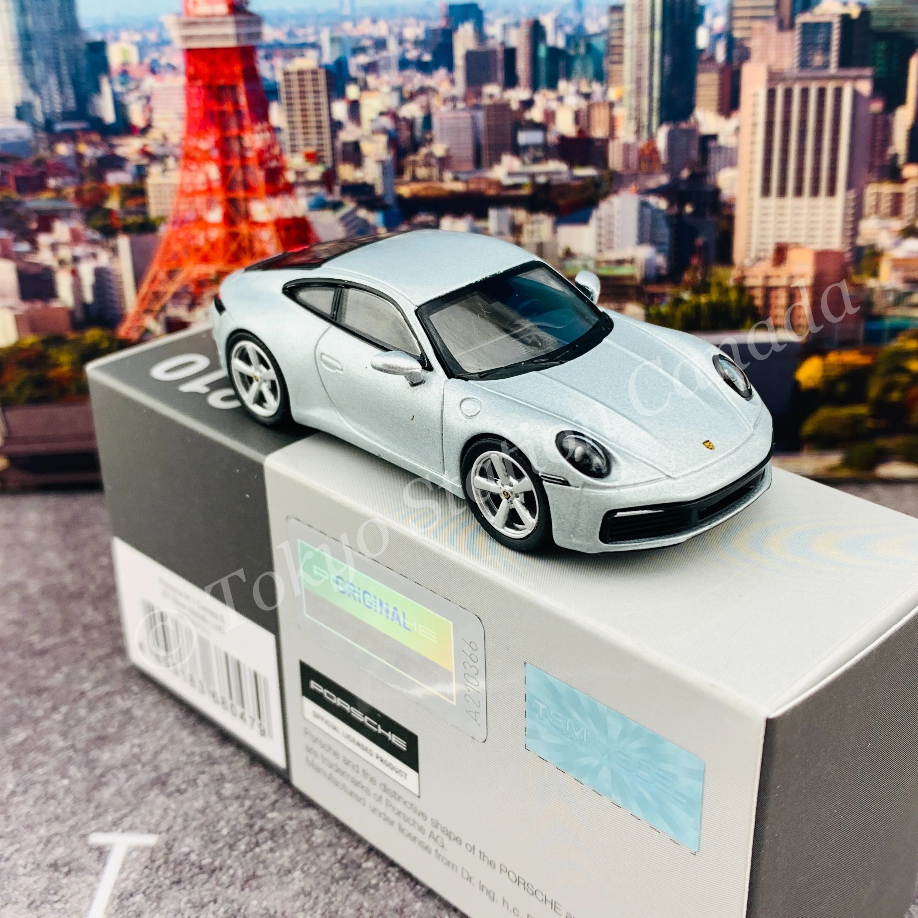 MINI GT 1/64 Porsche 911 (992) Carrera S GT Silver Metallic LHD MGT00210-L - Image 5