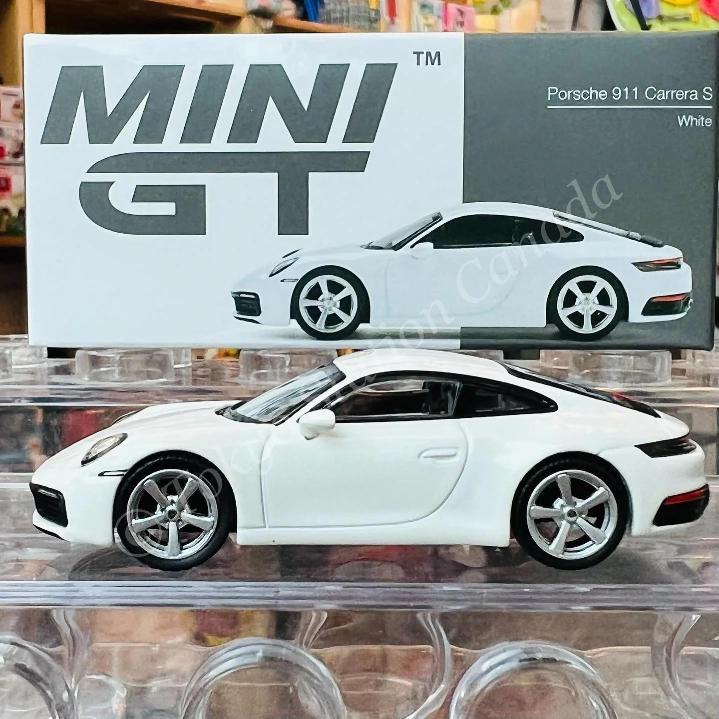 MINI GT 1/64 Porsche 911 (992) Carrera S White LHD MGT00380-L - Image 4
