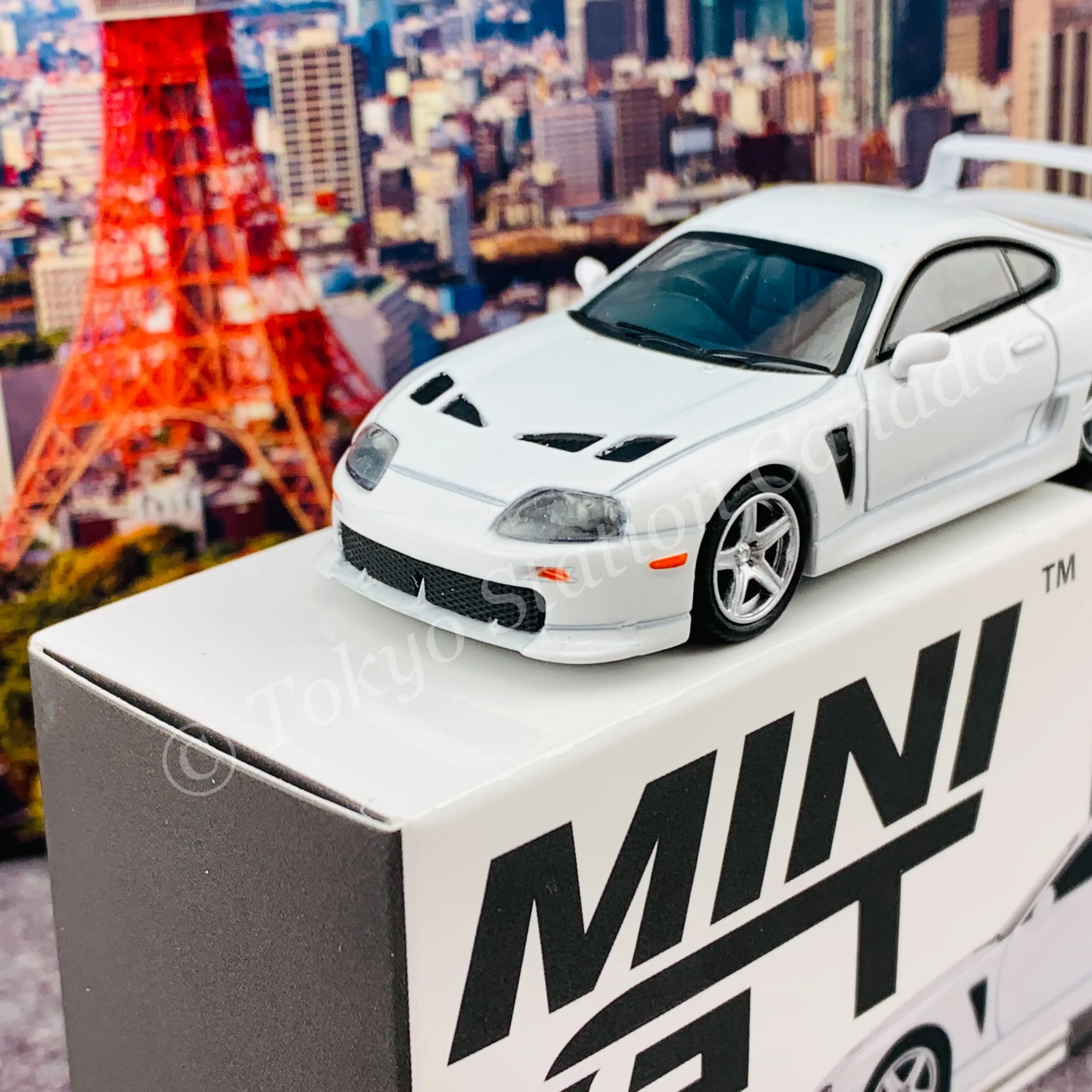 MINI GT 1/64 Toyota TRD 3000GT  Super White RHD MGT00259-R - Image 2