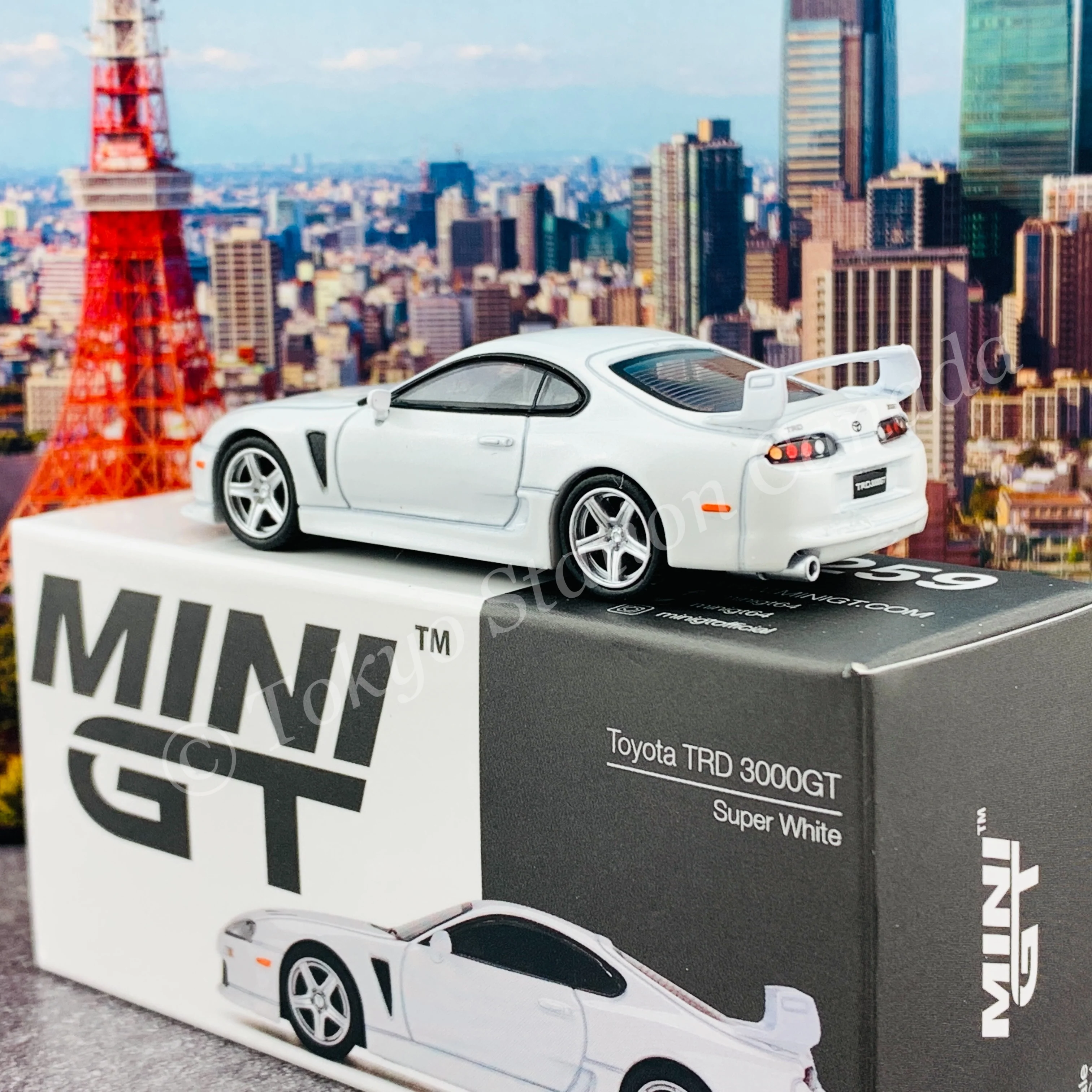 MINI GT 1/64 Toyota TRD 3000GT  Super White RHD MGT00259-R - Image 5