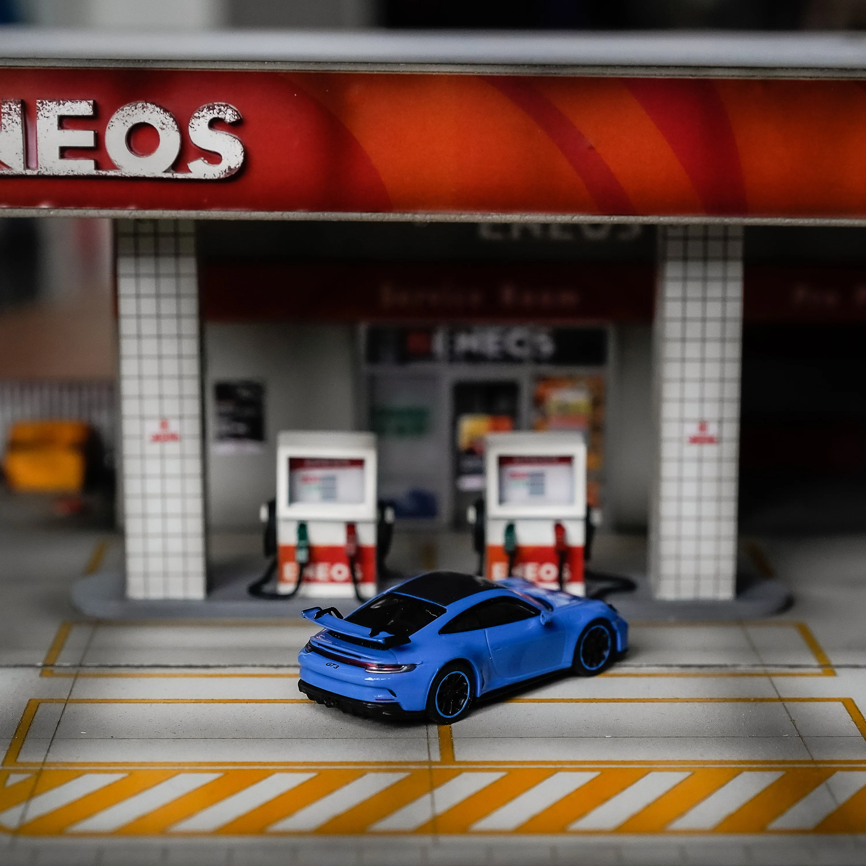 MINICHAMPS64 1/64 PORSCHE 911 GT3 (992) 2021 - SHARK BLUE 643061003 - Image 3