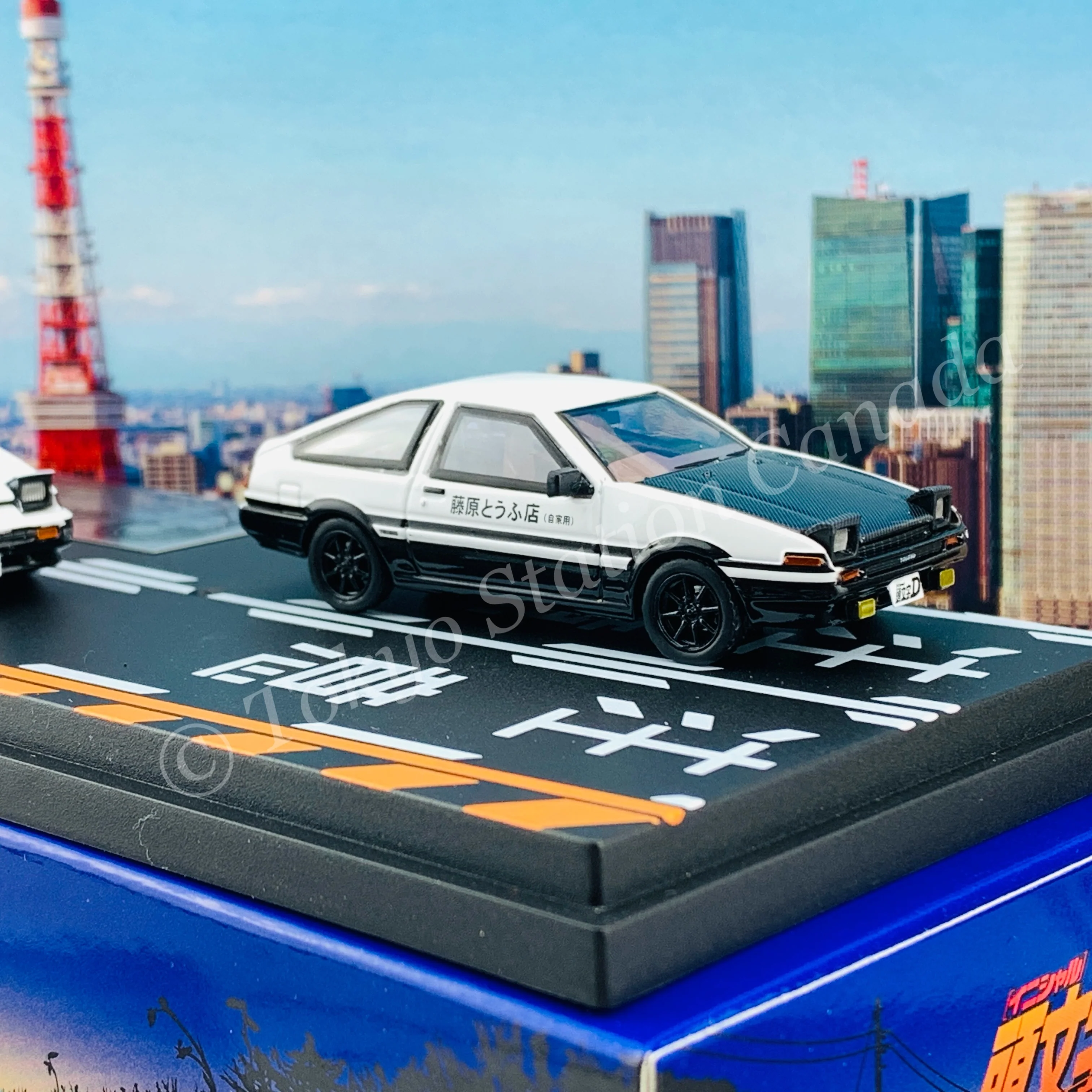 MODELER'S 1/64 Initial D Set Vol.1 Takumi Fujiwara Trueno (AE86) & Shinji Inui Trueno 2 Door (AE86) MD64201 - Image 8