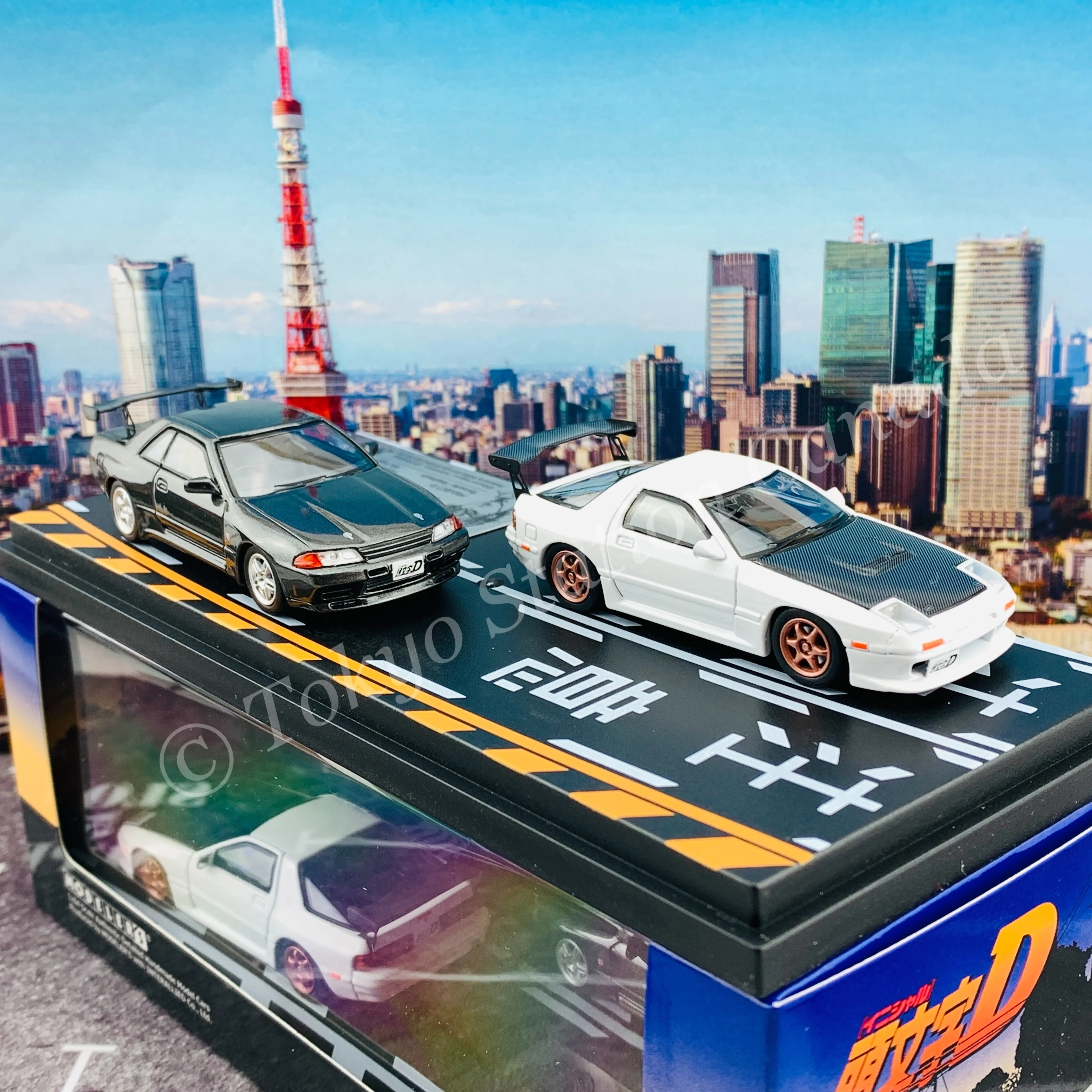 MODELER'S 1/64 Initial D Set Vol.2 Ryosuke Takahashi RX-7 (FC3S) & Rin Hojo Skyline GT-R (BNR32) MD64202 - Image 2