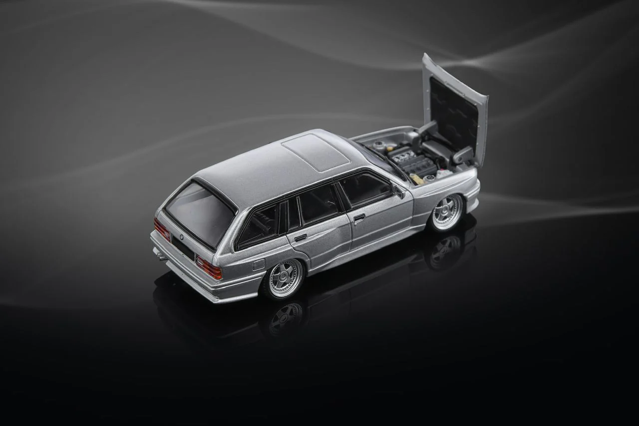 PREORDER MORTAL 1/64 BMW E30 Touring Lowside Rider version ARGENT SILVER (Approx. Release Date : Q1 2025 subject to manufacturer's final decision) - Image 2