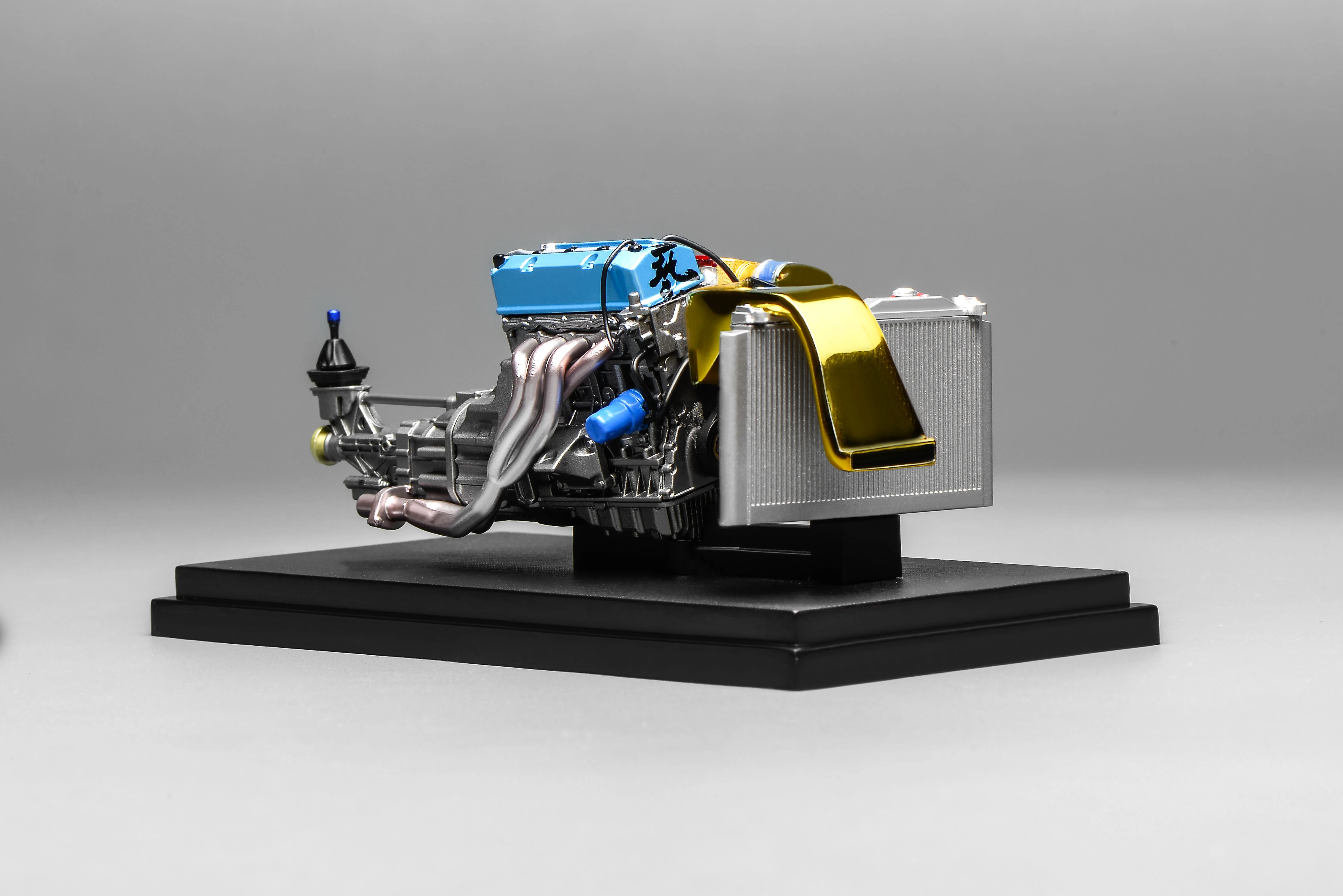 PREORDER Motorhelix 1/18 F22C J'S Racing 2.6L Engine M90125 (Approx. Release Date: Q2 2026 and subject to the manufacturer's final decision) - Image 3