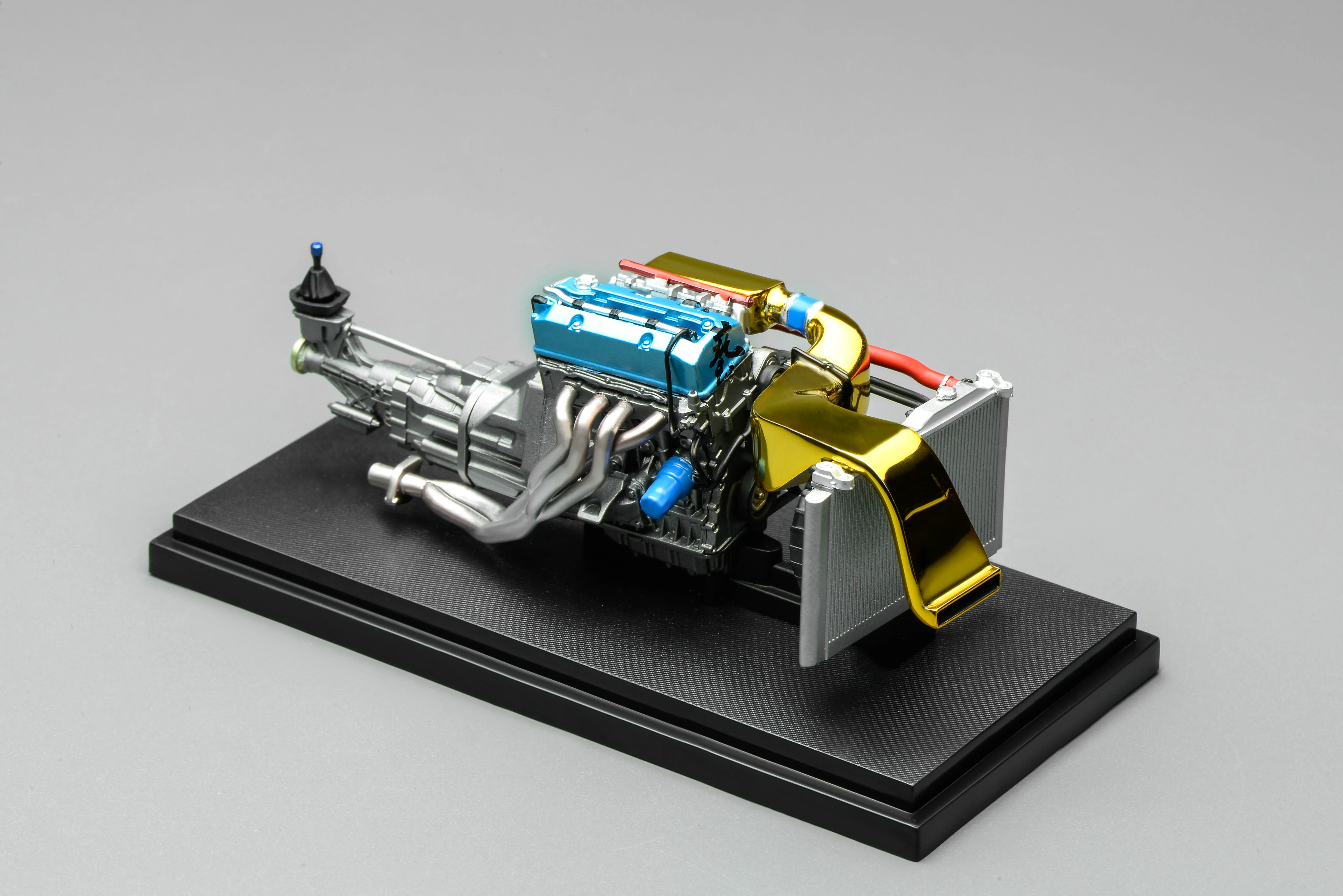 PREORDER Motorhelix 1/18 F22C J'S Racing 2.6L Engine M90125 (Approx. Release Date: Q2 2026 and subject to the manufacturer's final decision) - Image 9