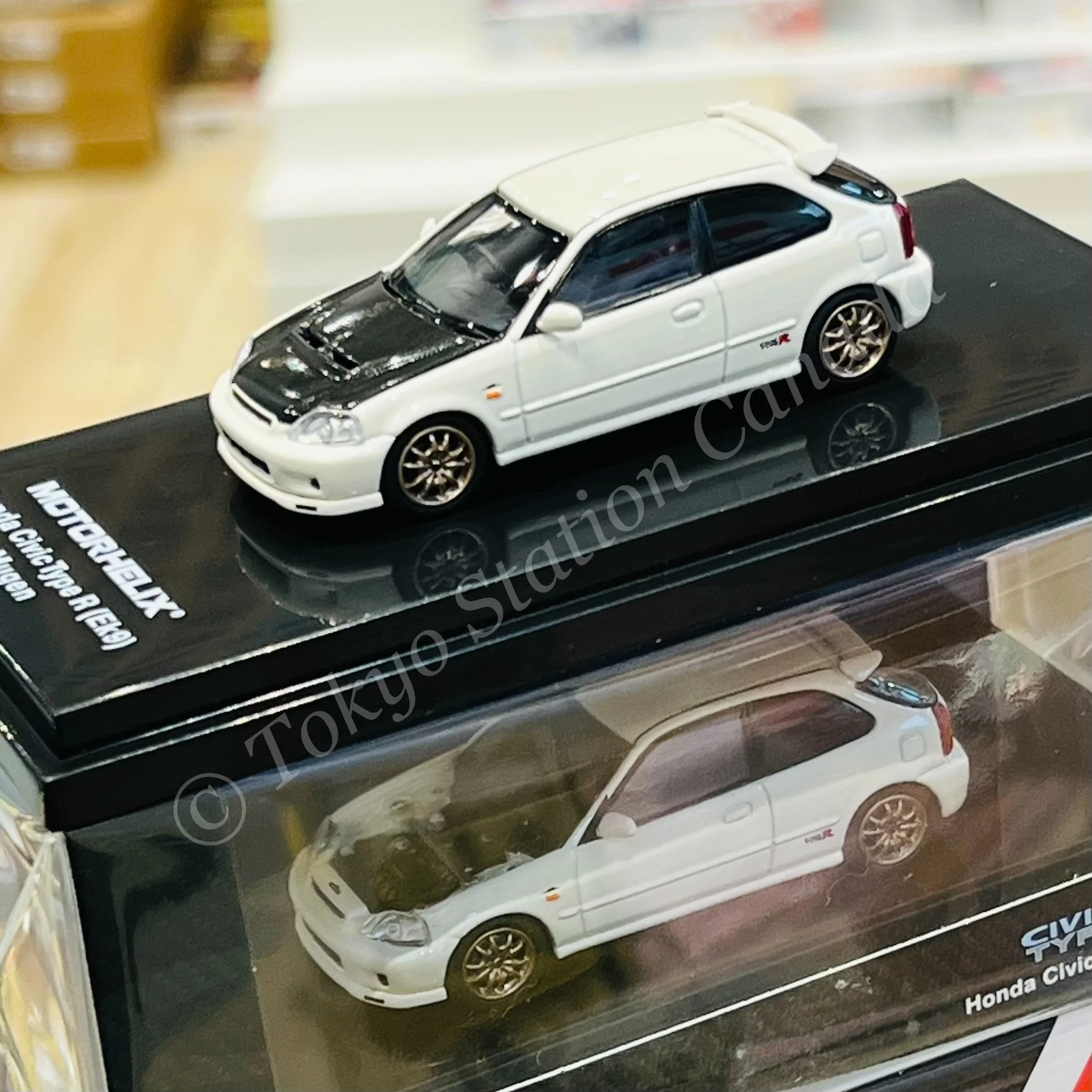 MOTORHELIX 64INTERN SERIES 1/64 Honda Civic Type R EK9 Mugen Championship White M65011 - Image 3