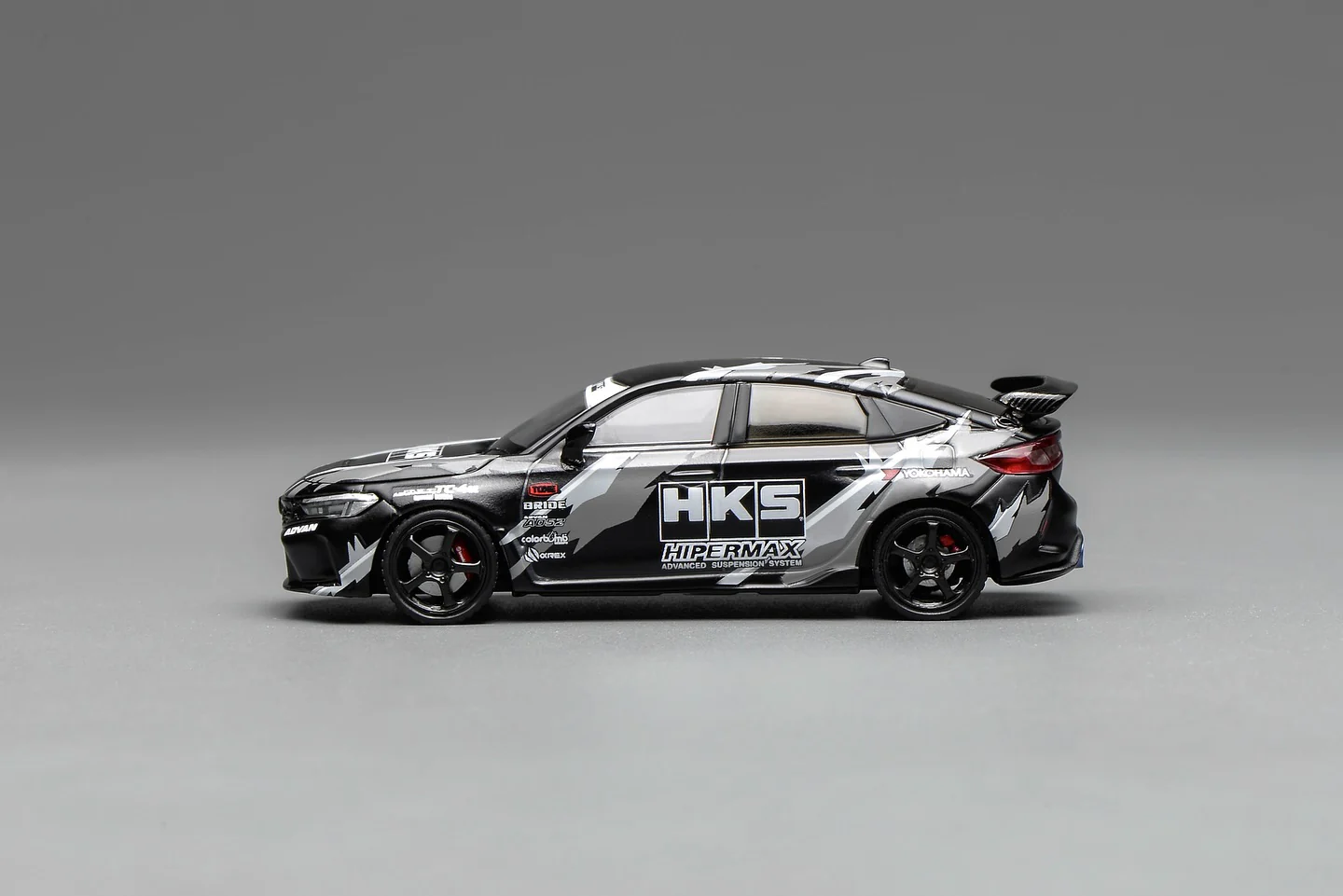 Motorhelix 1/64 Honda Civic TYPE R (FL5) HKS Matte Black - Image 4