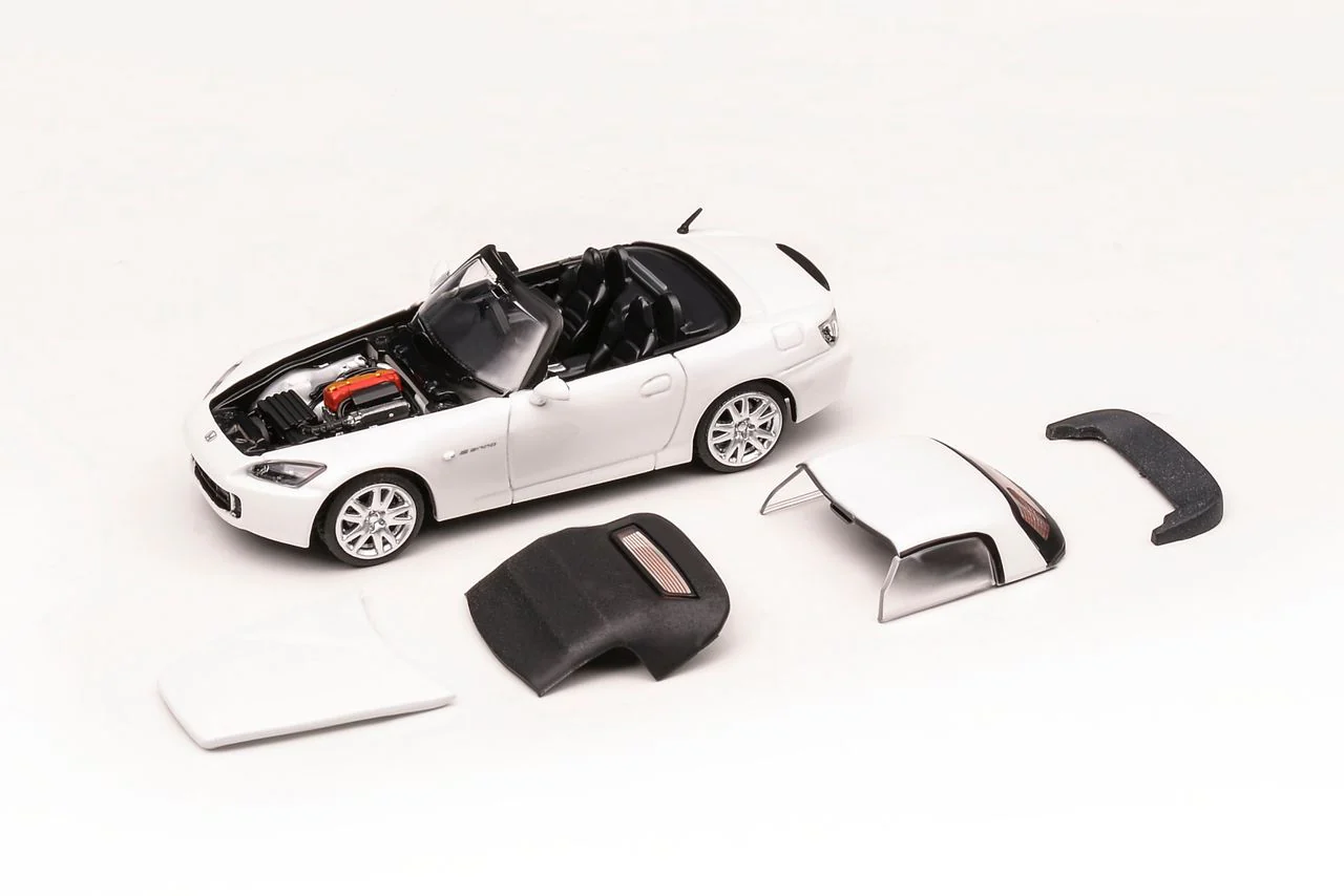 MOTORHELIX 1/64 Honda S2000 (AP2) - Grand Prix White (Magnetic Version) - Image 4