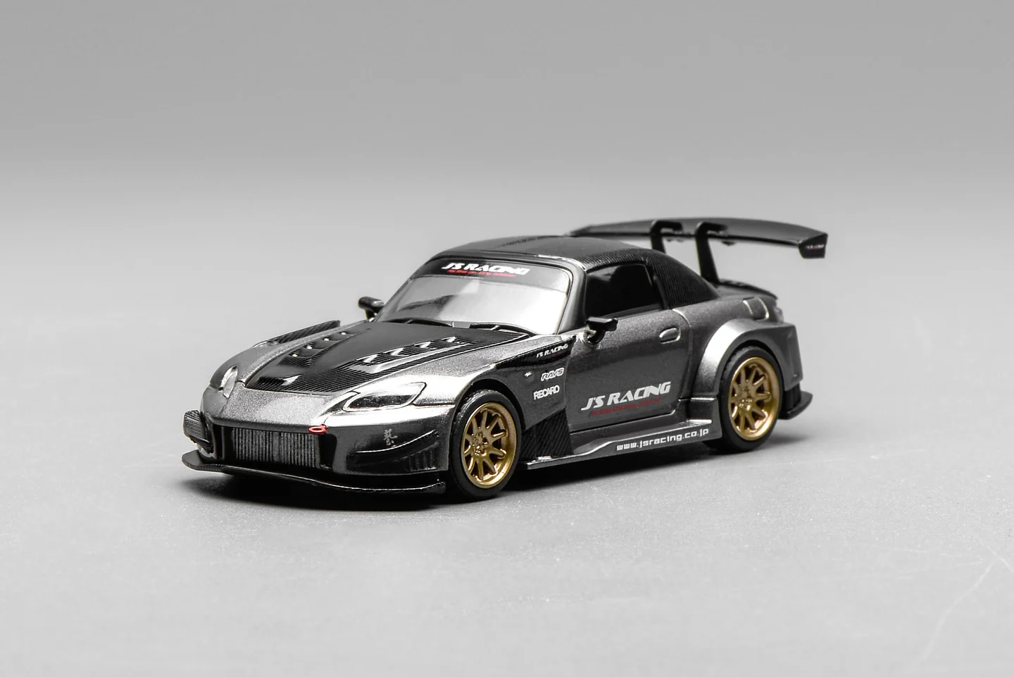 PREORDER Motorhelix 1/64 Honda S2000 J‘s Racing Moon Rock Metallic M65145 (Approx. Release Date: Q1 2026 and subject to the manufacturer's final decision) - Image 2