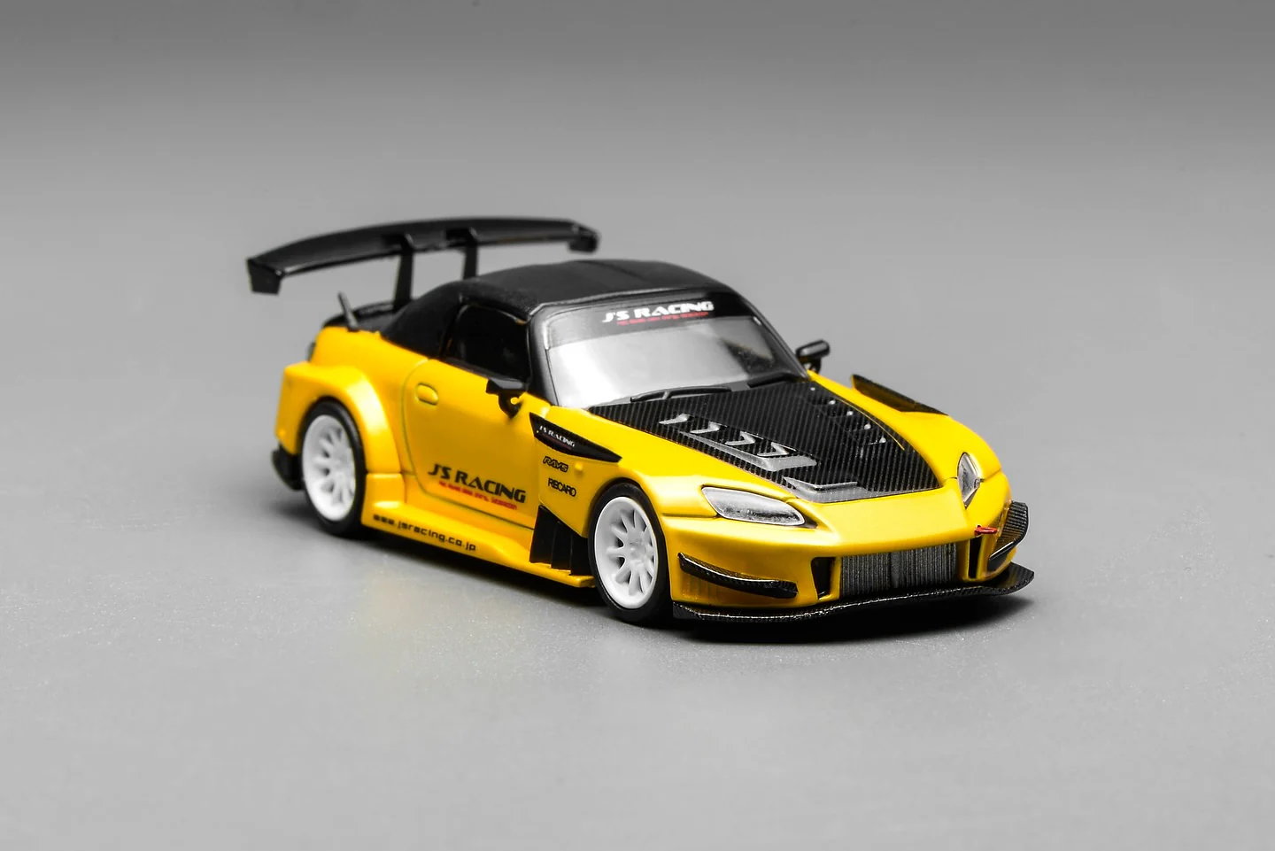 PREORDER Motorhelix 1/64 Honda S2000 J‘s Racing New Indy Yellow Pearl  M65146 (Approx. Release Date: Q1 2026 and subject to the manufacturer's final decision) - Image 2