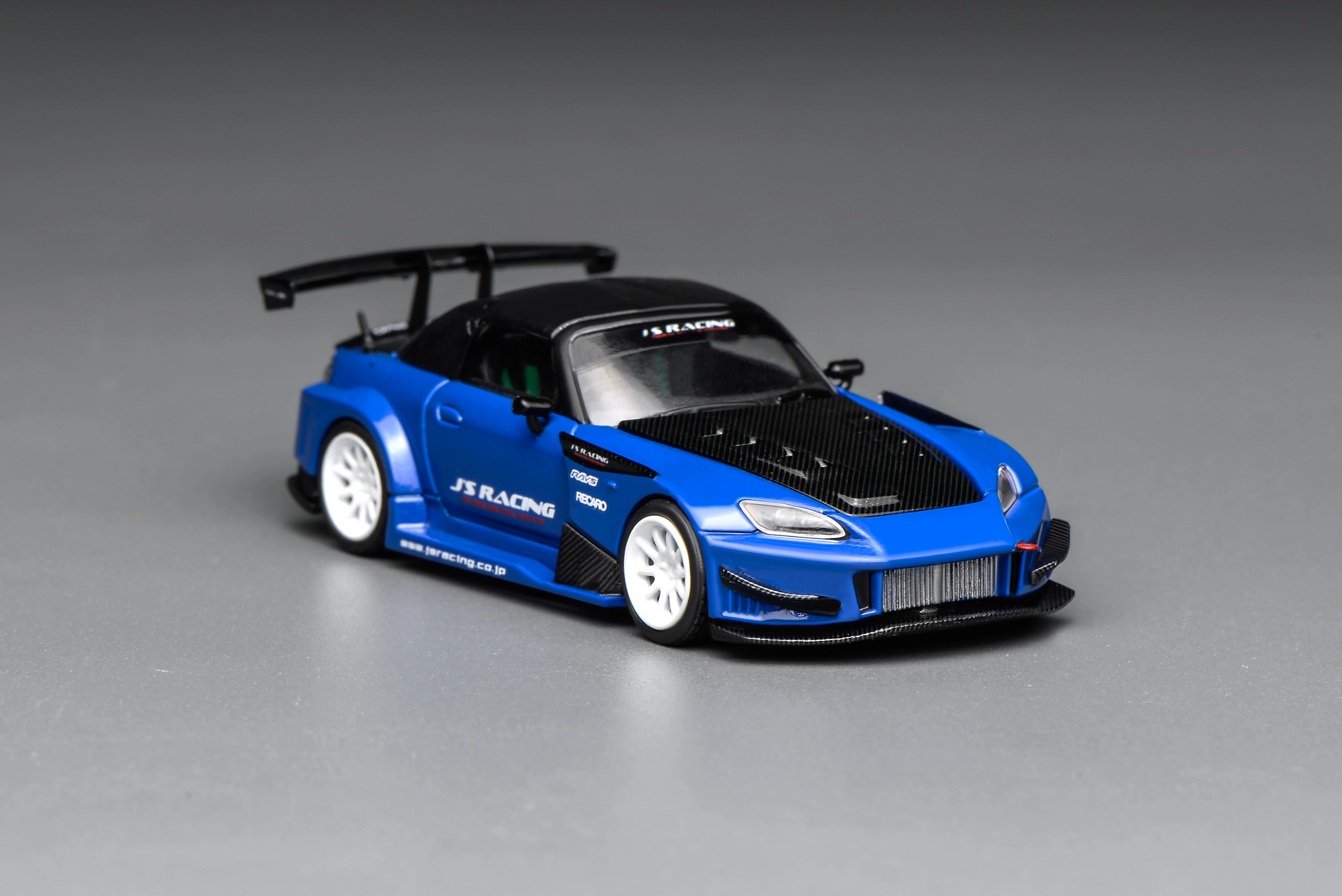 PREORDER Motorhelix 1/64 Honda S2000 J's Racing Apex Blue Pearl M65152 (Approx. Release Date: Q1 2026 and subject to the manufacturer's final decision) - Image 2