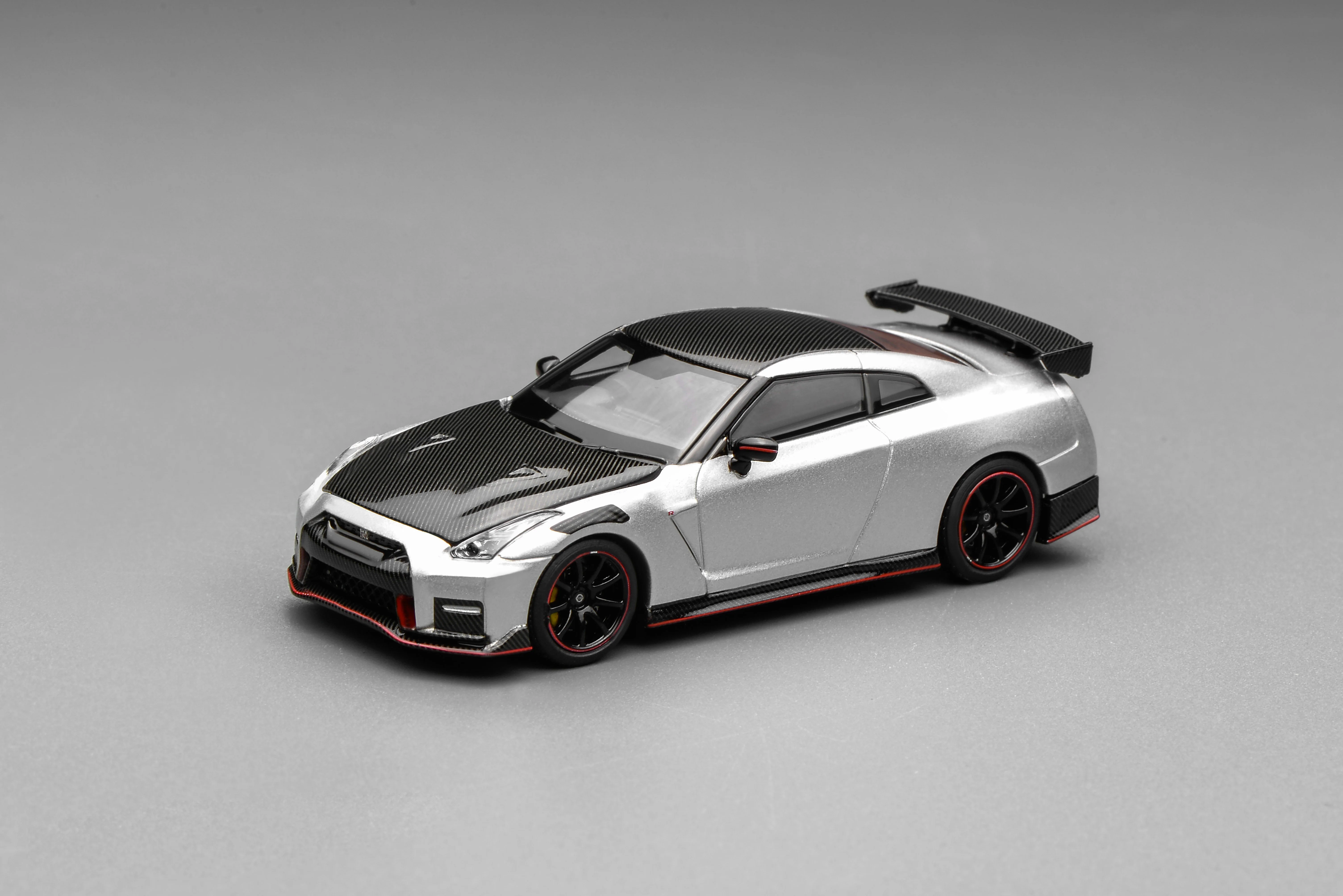 PREORDER Motorhelix 1/64 Nissan GT-R NISMO (R35) Special Edition 2022 NISMO Ultimate Metal Silver M63523 (Approx. Release Date: Q1 2026 and subject to the manufacturer's final decision) - Image 3