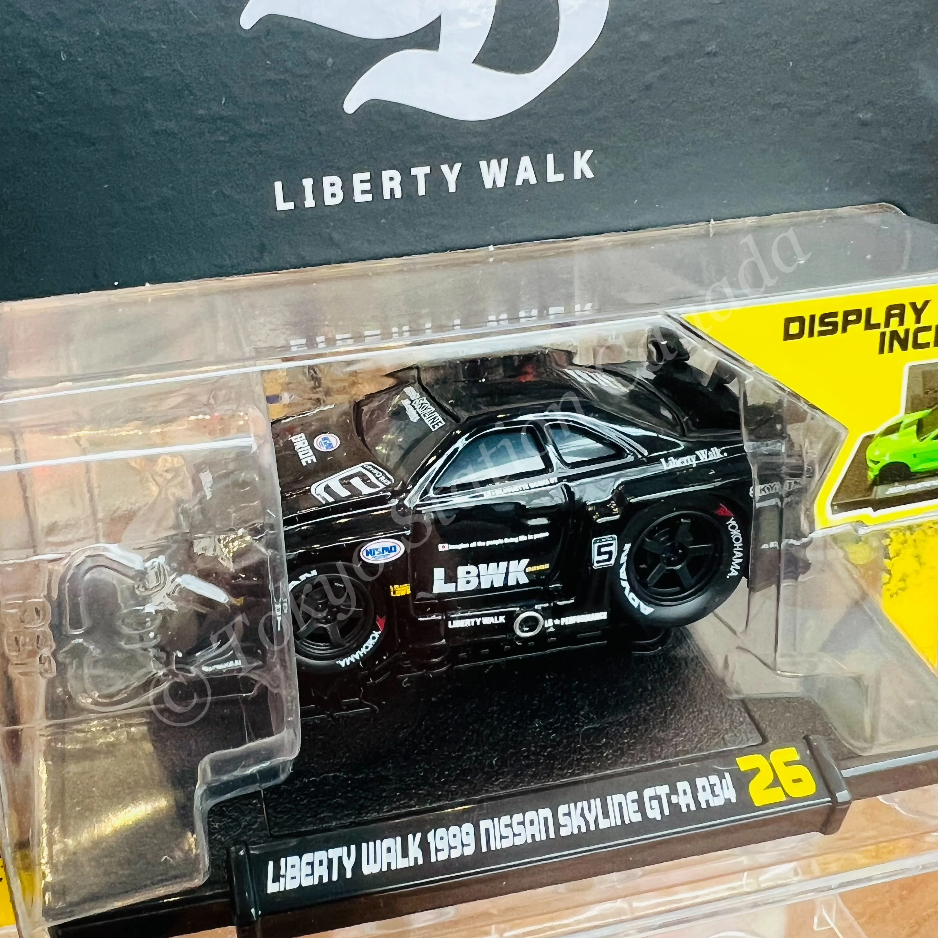 Muscle Machines 1/64 Liberty Walk 1999 Nissan Skyline GT-R R34 15566BK - Image 2