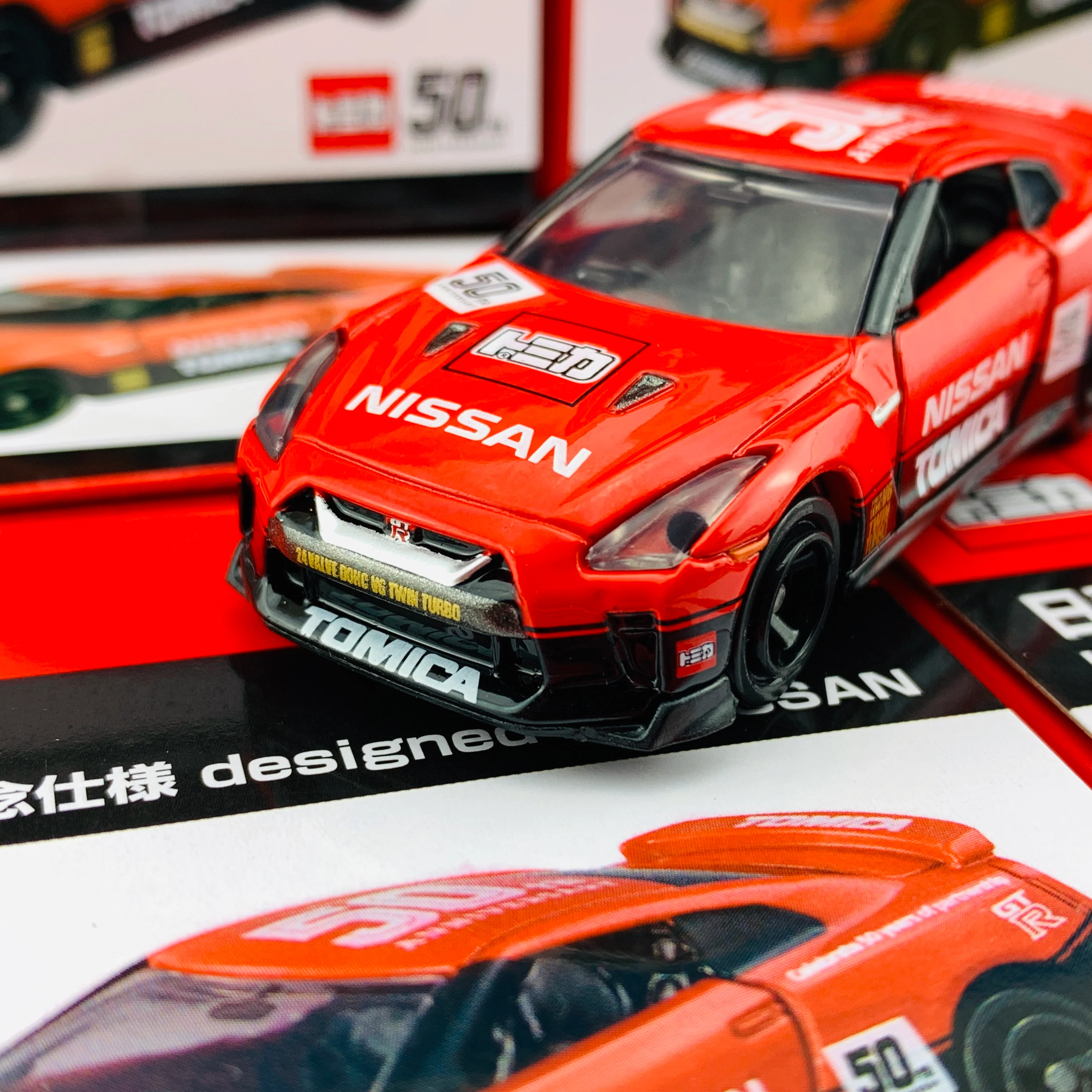 Tomica 50th Anniversary Specifications Nissan GTR  designed by NISSAN - Image 2