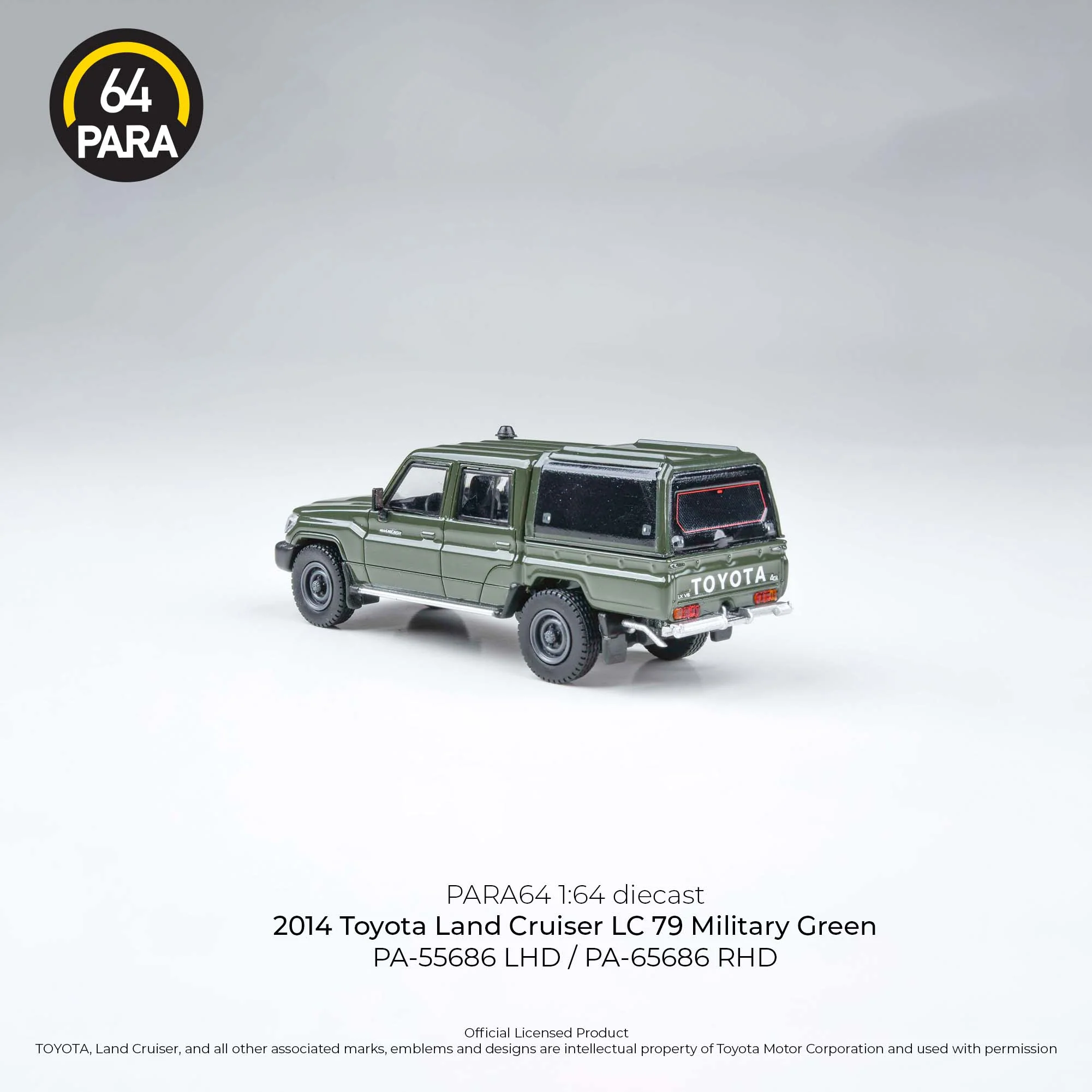 PARA64 1/64 2014 Toyota Land Cruiser Dbl Cab Pickup LC79 Military Green PA-55686 - Image 2
