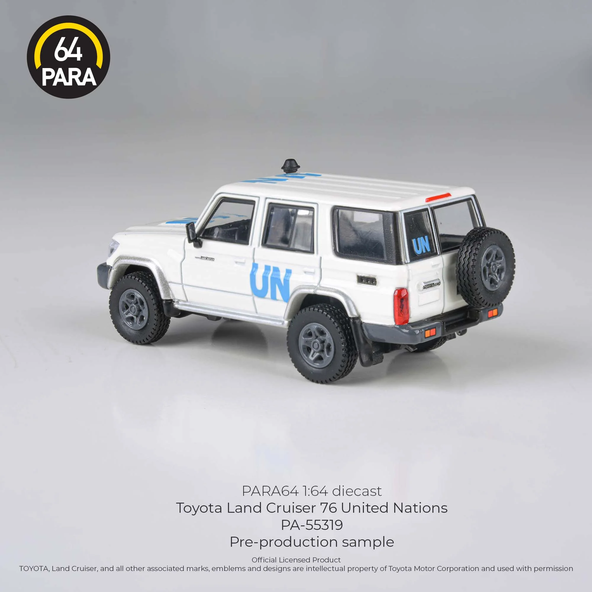 PARA64 1/64 2014 Toyota Land Cruiser LC76 United Nations LHD PA-55319 - Image 2