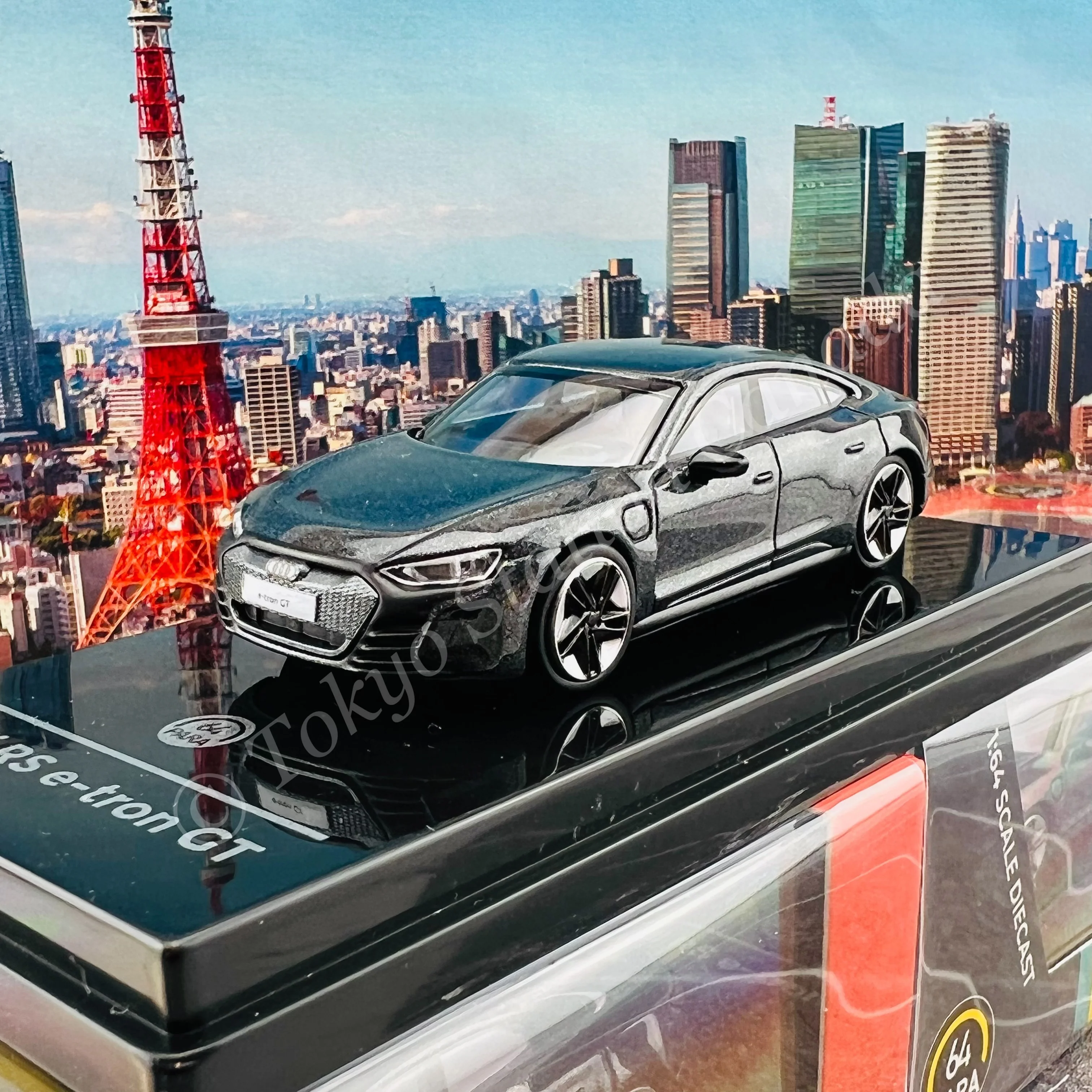 PARA64 1/64 Audi e-tron GT Daytona Grey LHD PA-55331 - Image 2