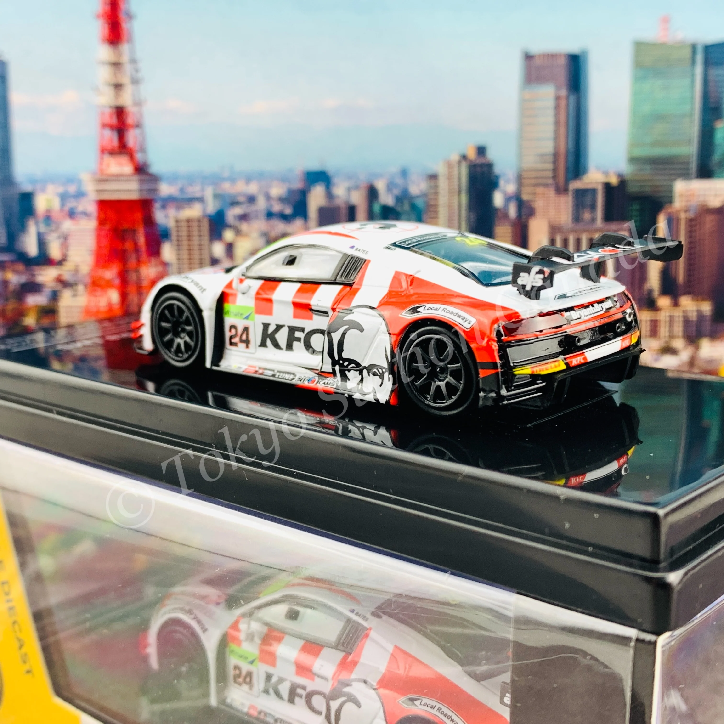 PARA64 1/64 Audi R8LMS 2015 2019 Australian GT Championship #24 LHD PA-55276 - Image 5