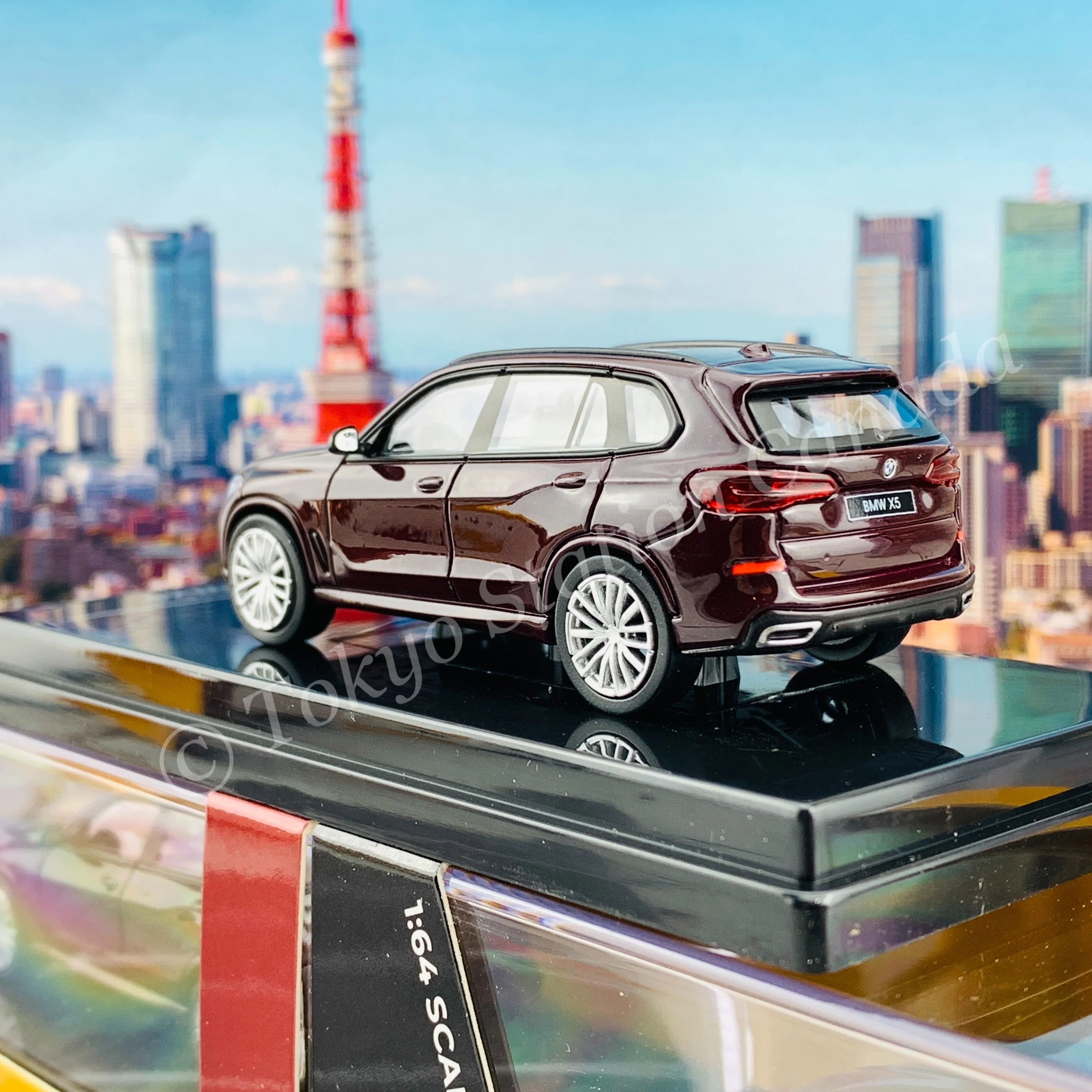 PARA64 1/64 BMW X5 G05 Ametrine LHD PA-55184 - Image 4