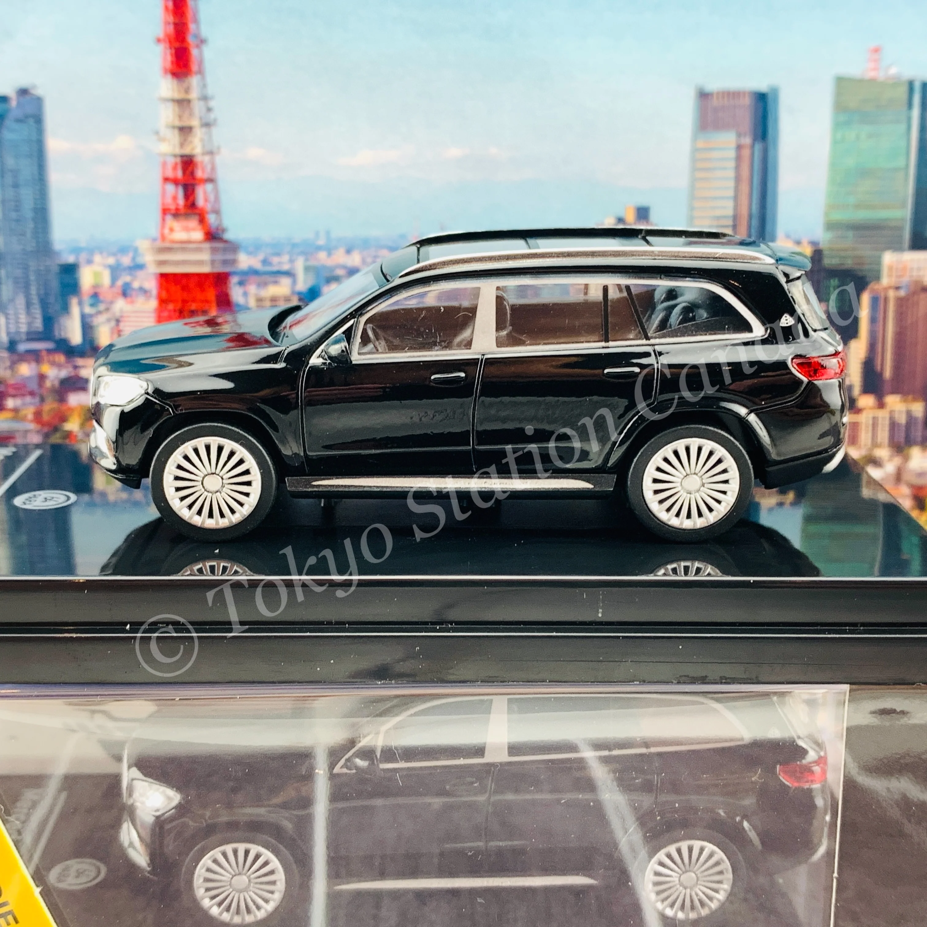 PARA64 1/64 Mercedes-Maybach GLS Black LHD PA-55301 - Image 3