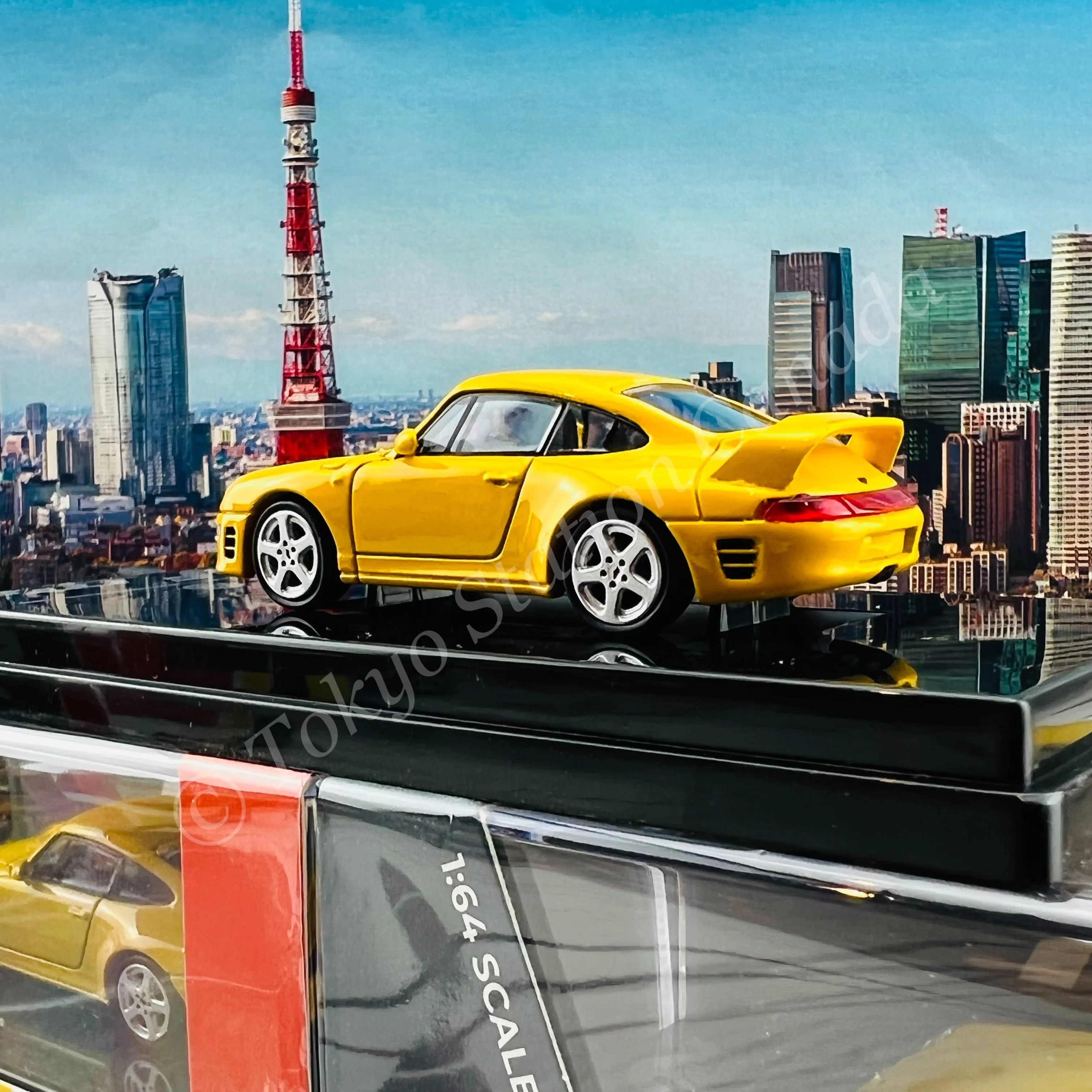 PARA64 1/64 RUF CTR2 Blossom Yellow LHD PA-55372 - Image 3