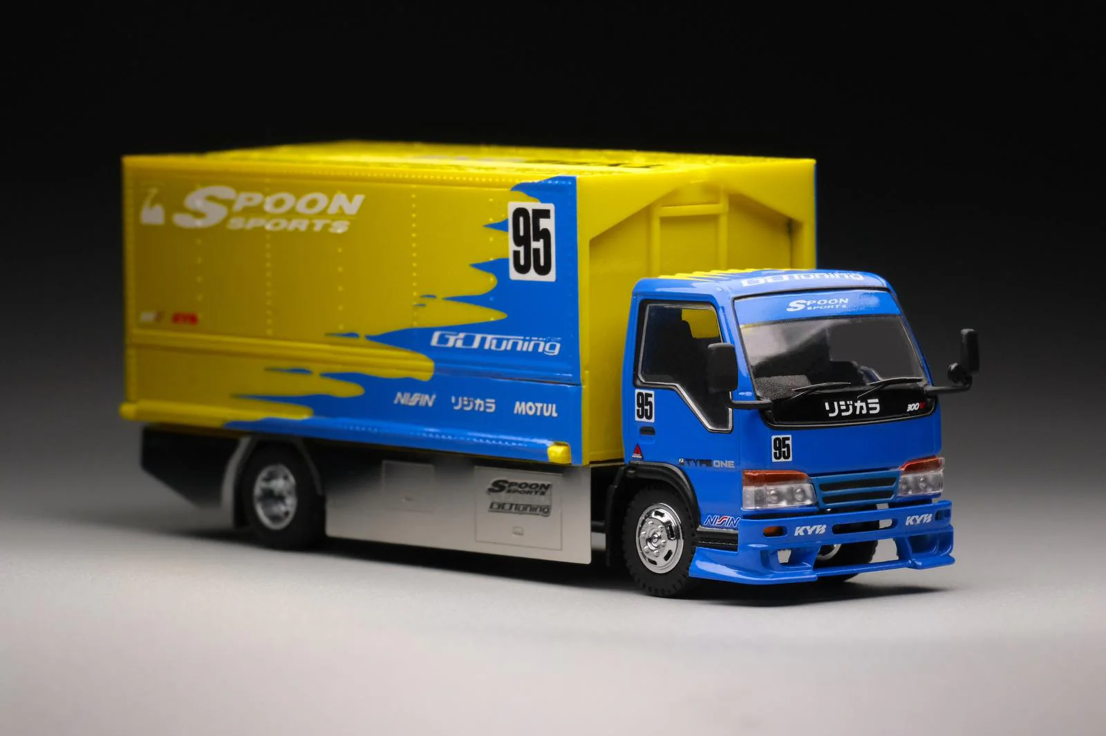 Peako Model & YES 1/64 Semi Wide Wing Custom Truck (Yellow/Blue) 63514 - Image 2