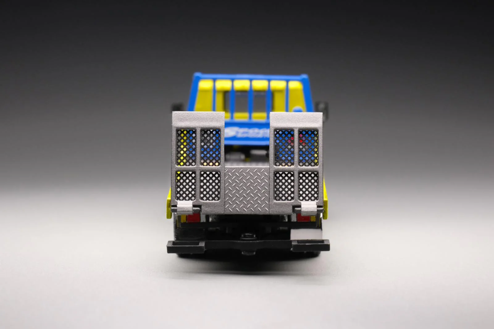 PEAKO64 1/64 Flatbed Tow Truck BLUE/YELLOW 64000 - Image 3