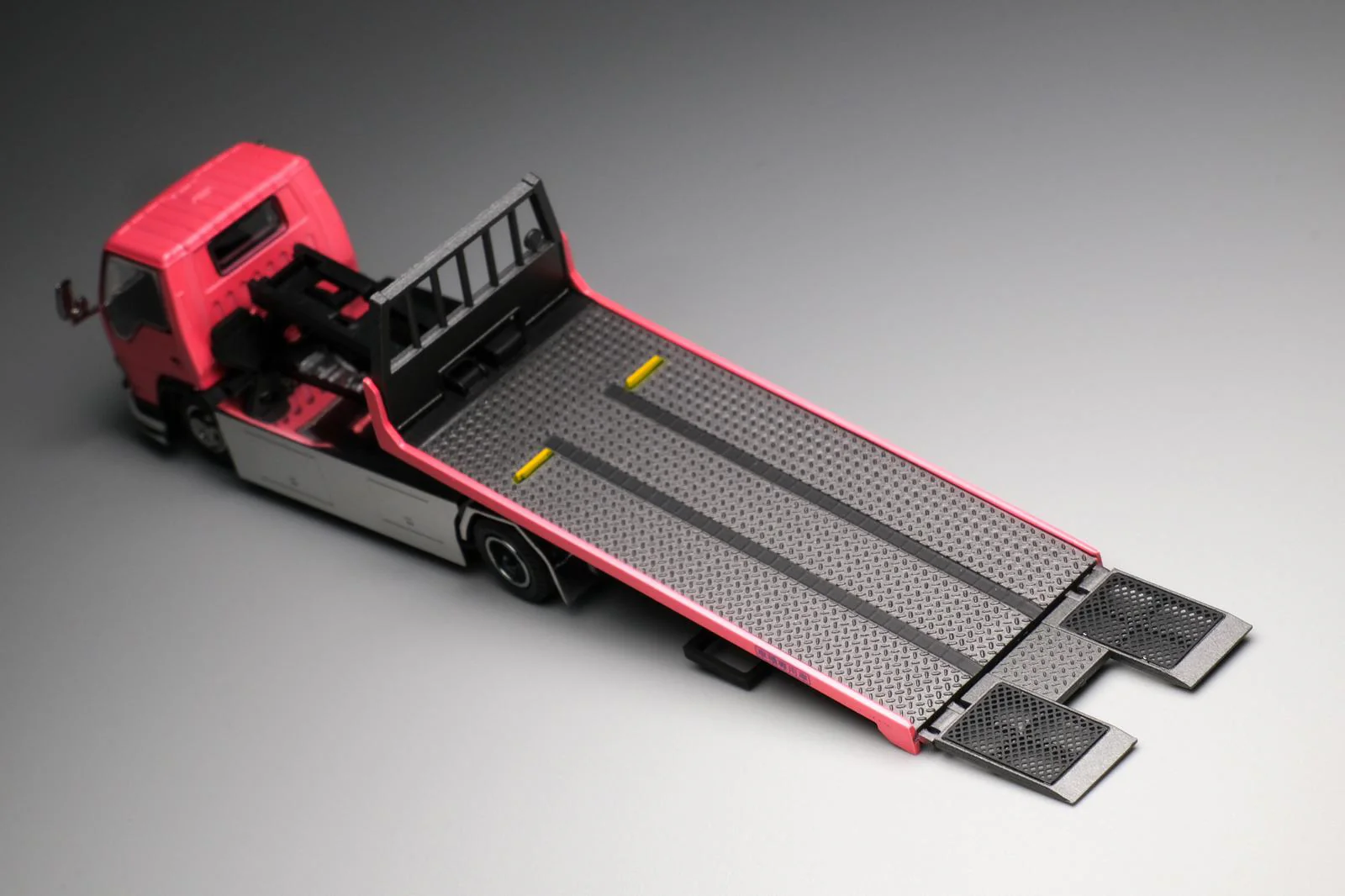 PEAKO64 1/64 Peako Model & YES Flatbed Tow Truck PINK 63508 - Image 8